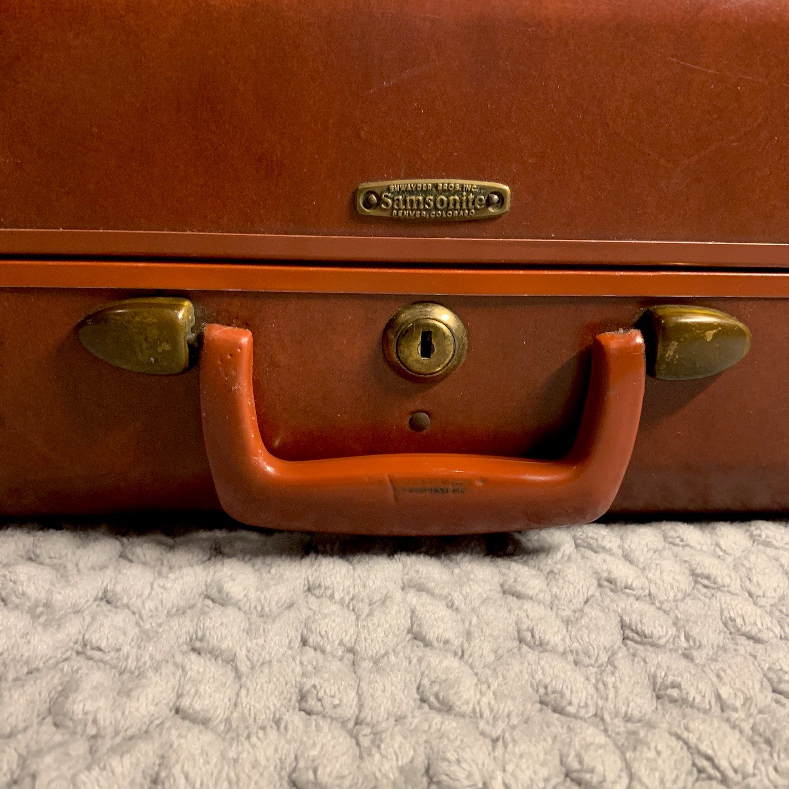 VTG Samsonite Streamlite Shwayder Bros Saddle Tan Suitcase Cary Luggage NO Key