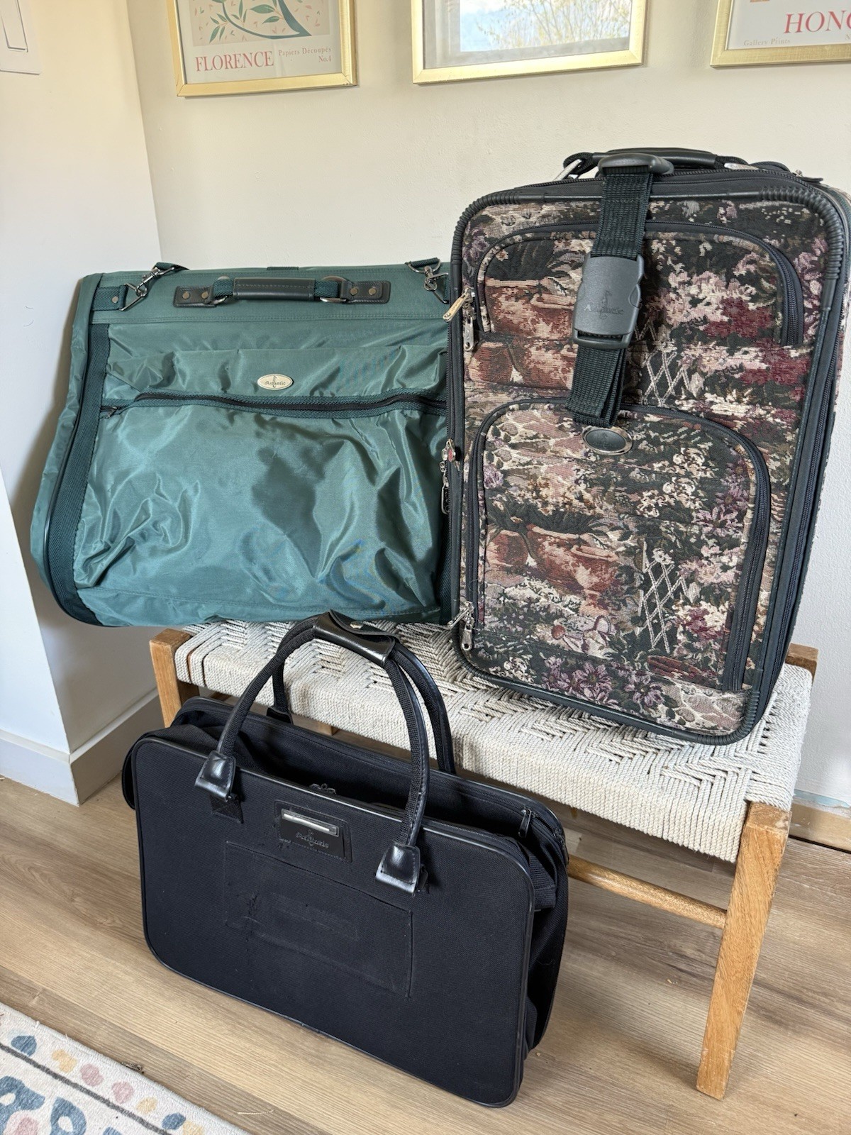 🍊Vintage Lot of 4 Atlantic Suitcase/Bags Floral Tapestry w/ Wheels Garment More