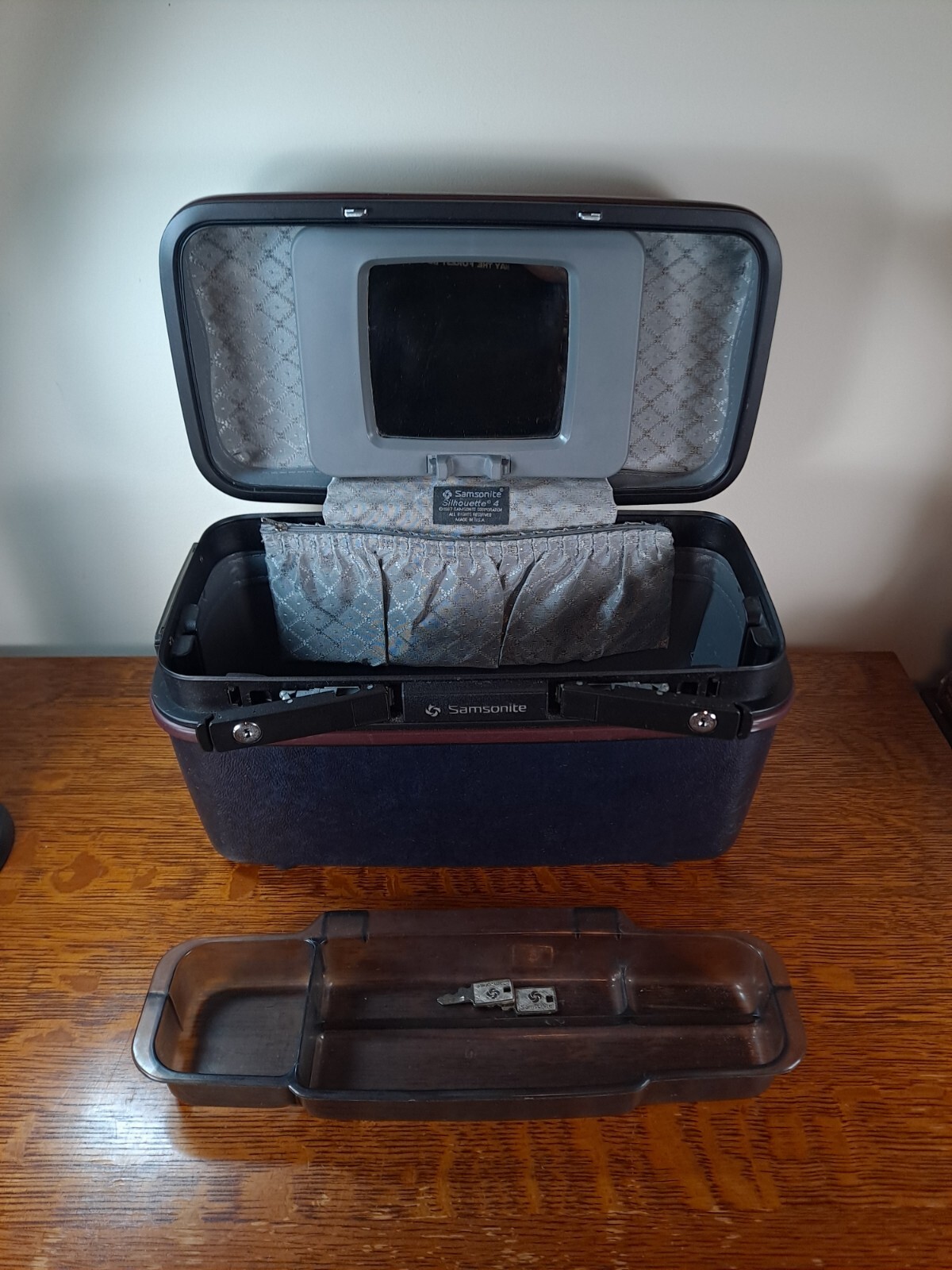 Samsonite Makeup Train Case Tray, Mirror & Keys