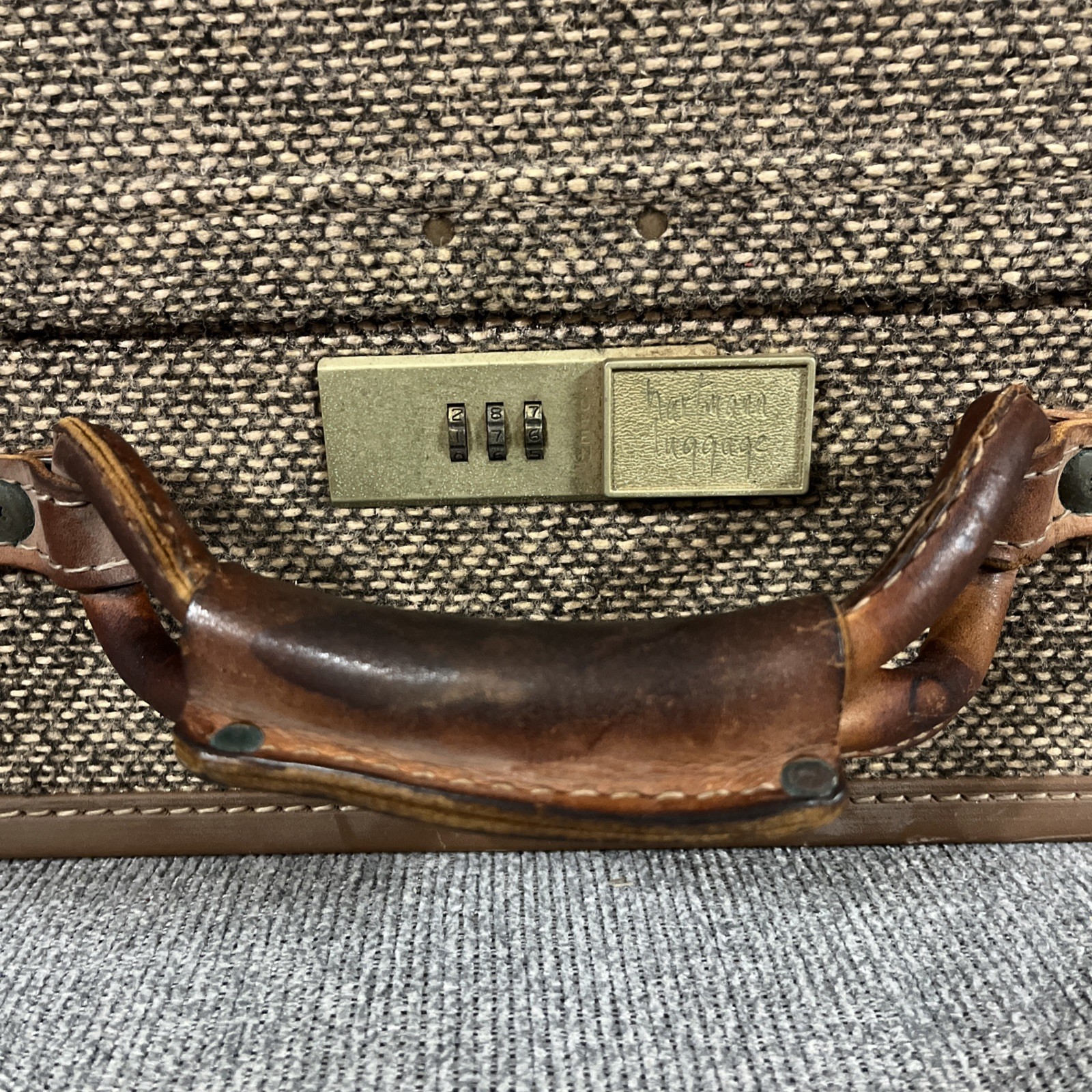 Vintage Hartmann Luggage Tweed Leather Suitcase With 4 Hartmann Hangers