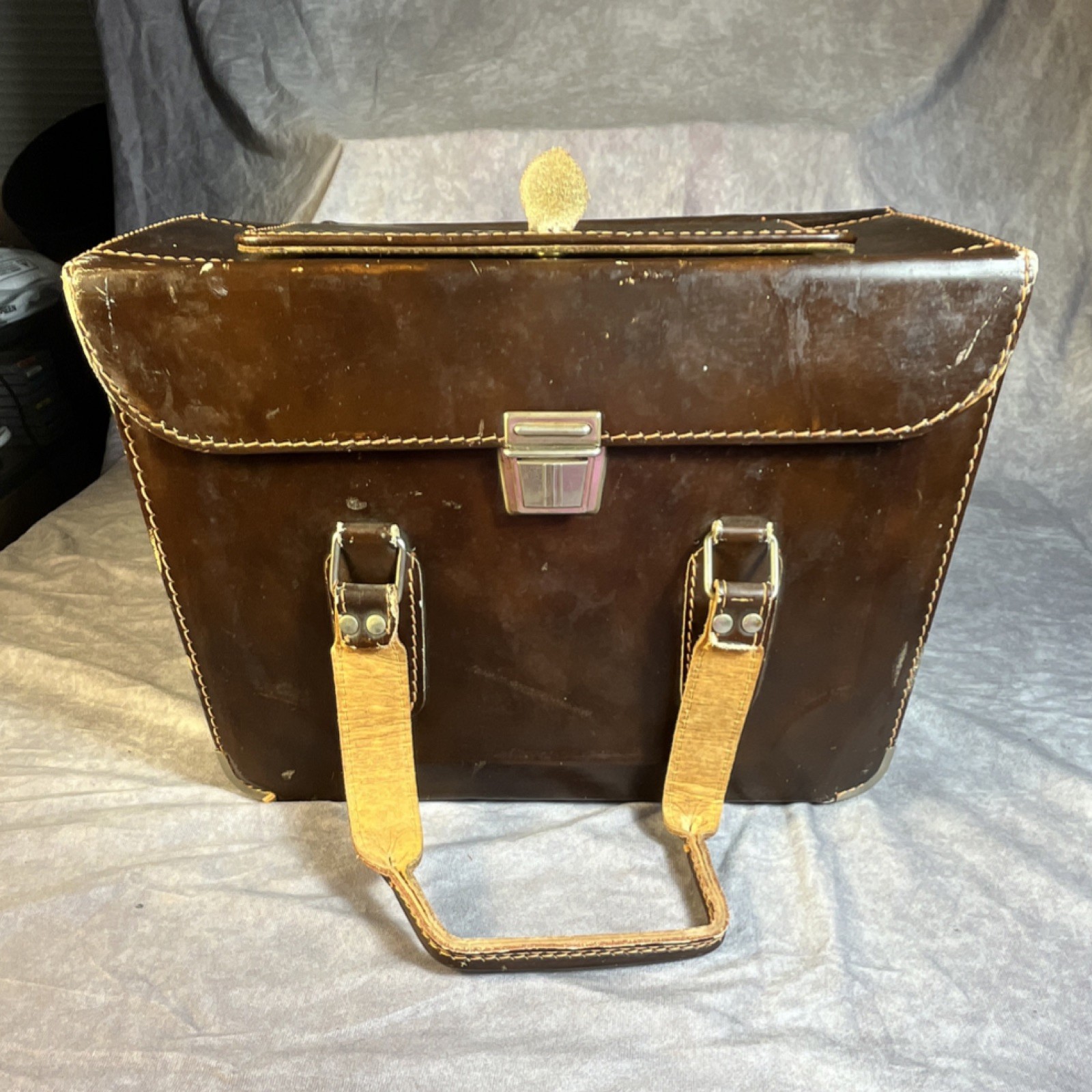 Vintage Top Grain Genuine Cowhide Leather Antique Doctor Bag With Clasp