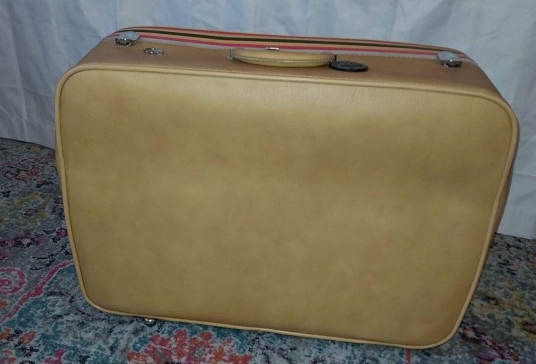 1960’s Ventura 4 pc Luggage Set
