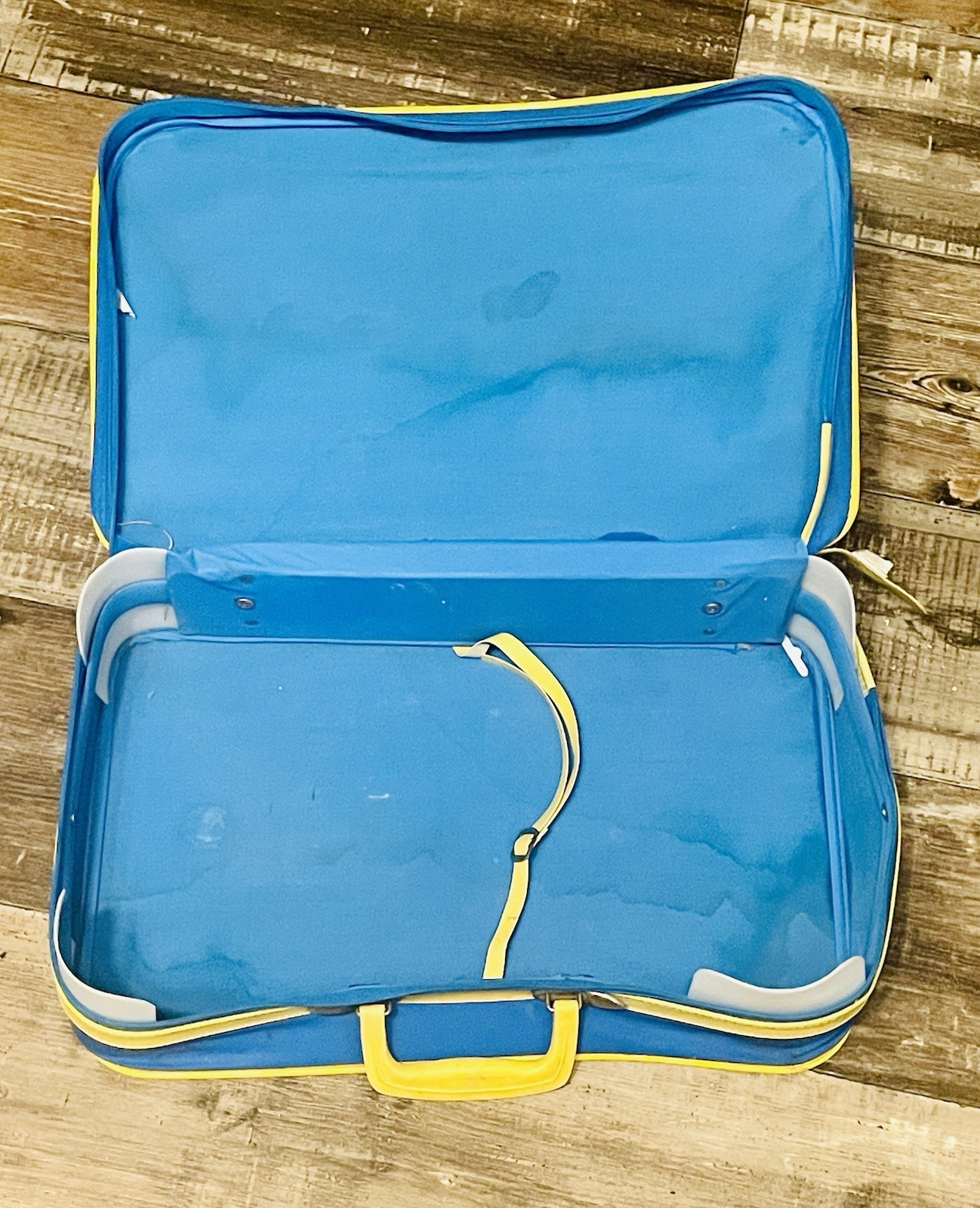 Vintage Peter Panda Suitcase Child World Children’s Palace Blue Yellow Luggage