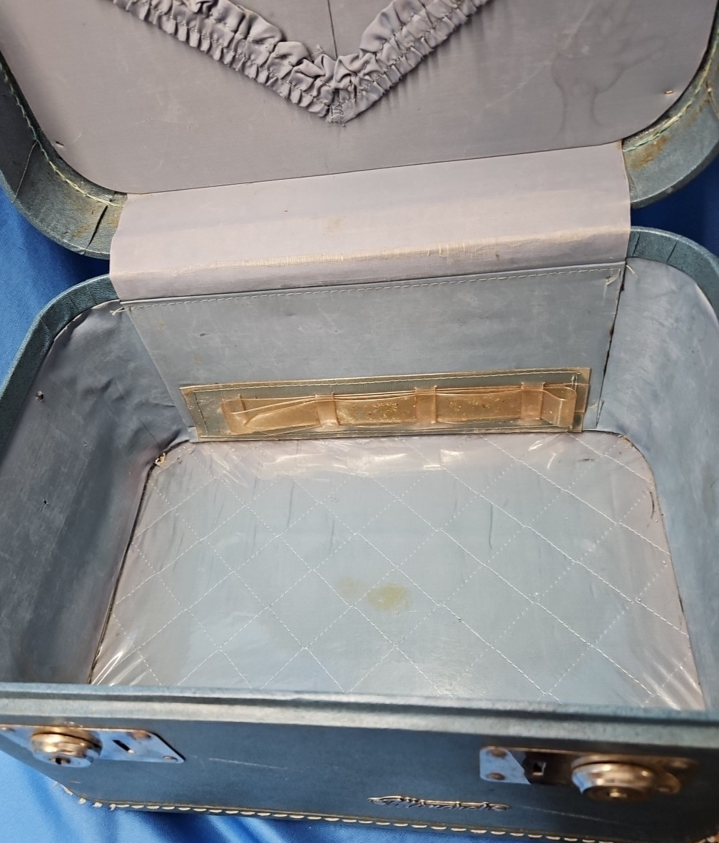 Vintage Monarch Luggage Blue Train Case Cosmetic Travel Bag Mid-Century MCM