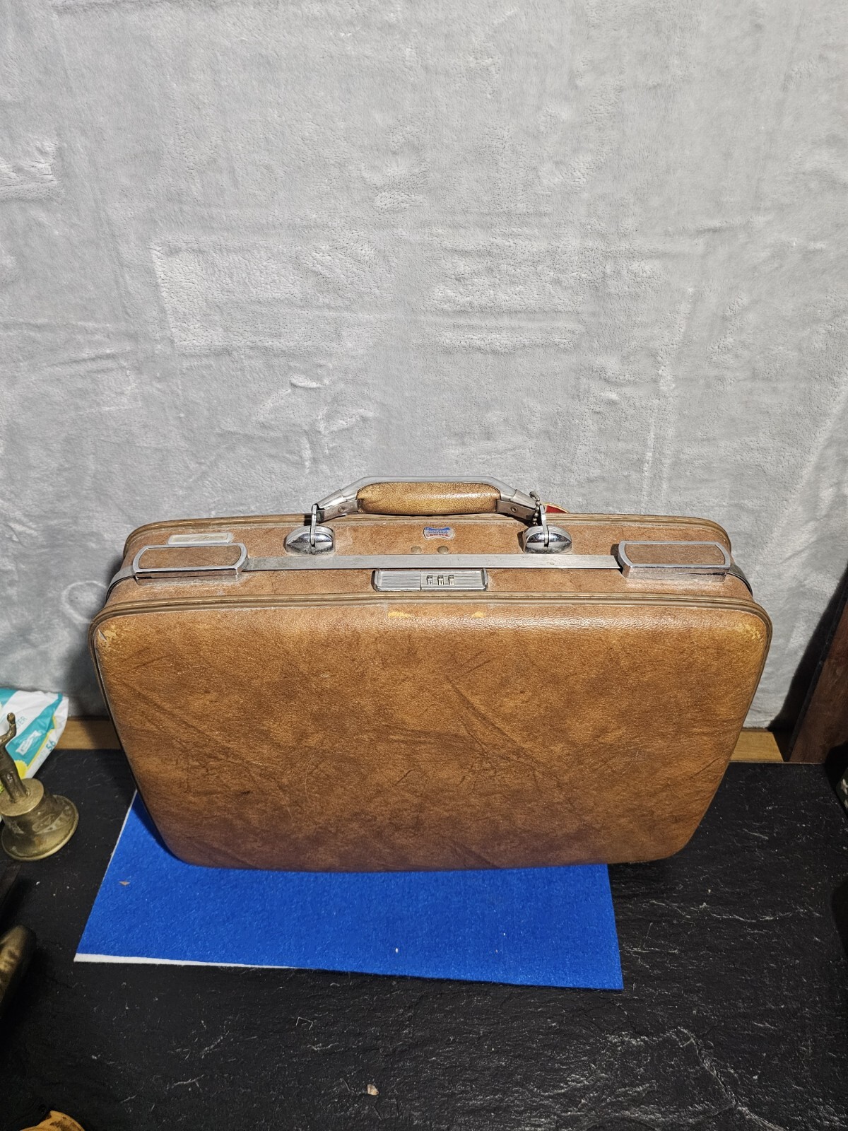 Vintage Escort American Tourister Briefcase Attache Hard Shell Brown Luggage