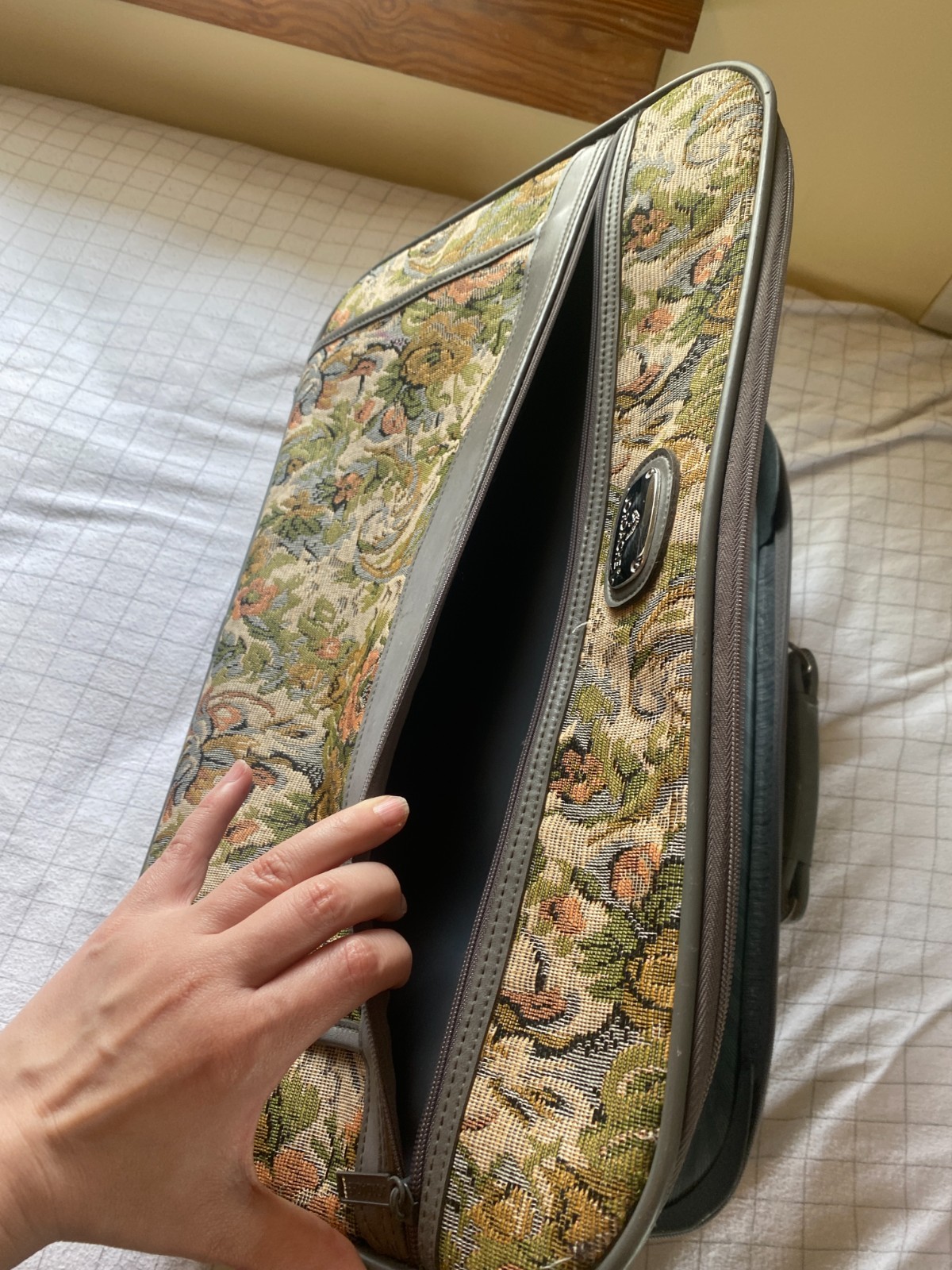 Vintage Jordache floral tapestry carry on suitcase travel bag luggage