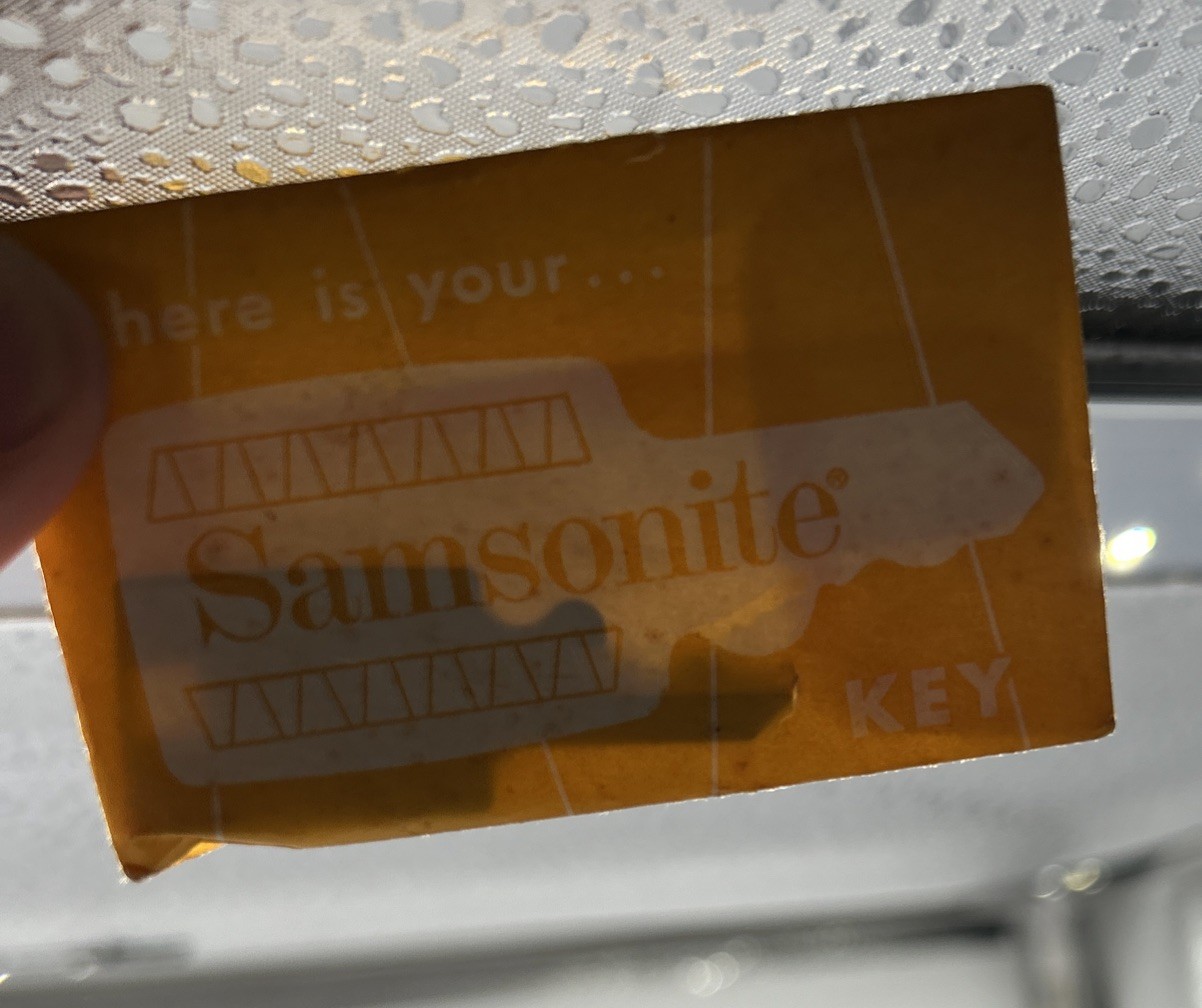 1960’s 1970’s Vintage Samsonite Luggage Suitcase Key In Original Package BB1