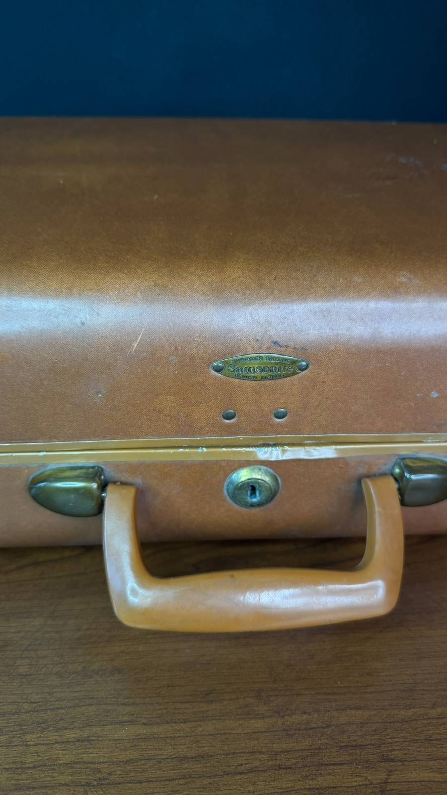 Vintage 1940s small brown SAMSONITE suitcase 15″ train case hard