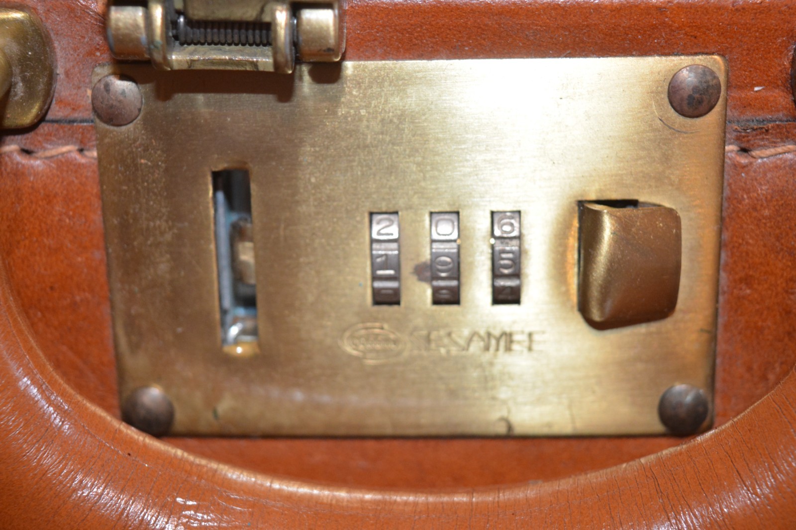 VTG BROOKS BROTHERS Suitcase Leather Tweed Brass CORBIN SESAMEE LOCK