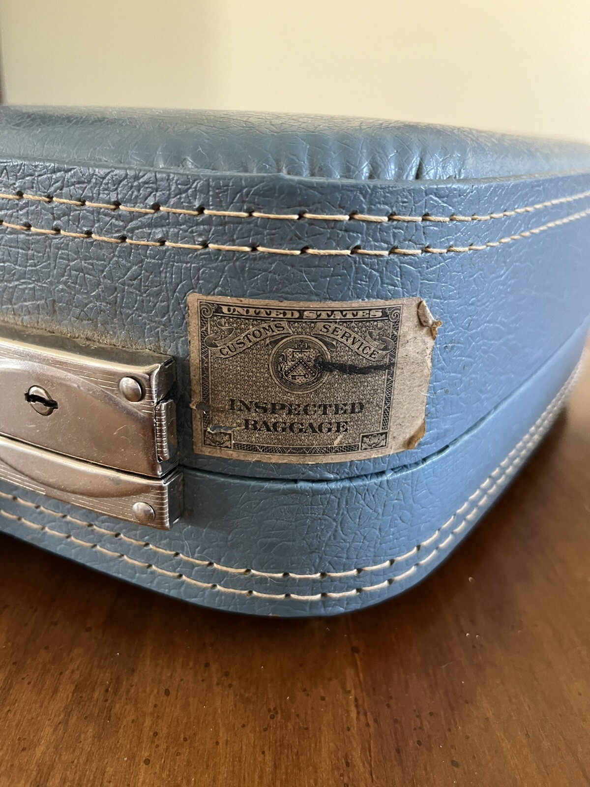 Vtg 16″ Blue Hard Suitcase Travel Carry On Make up Mirror Customs Sticker