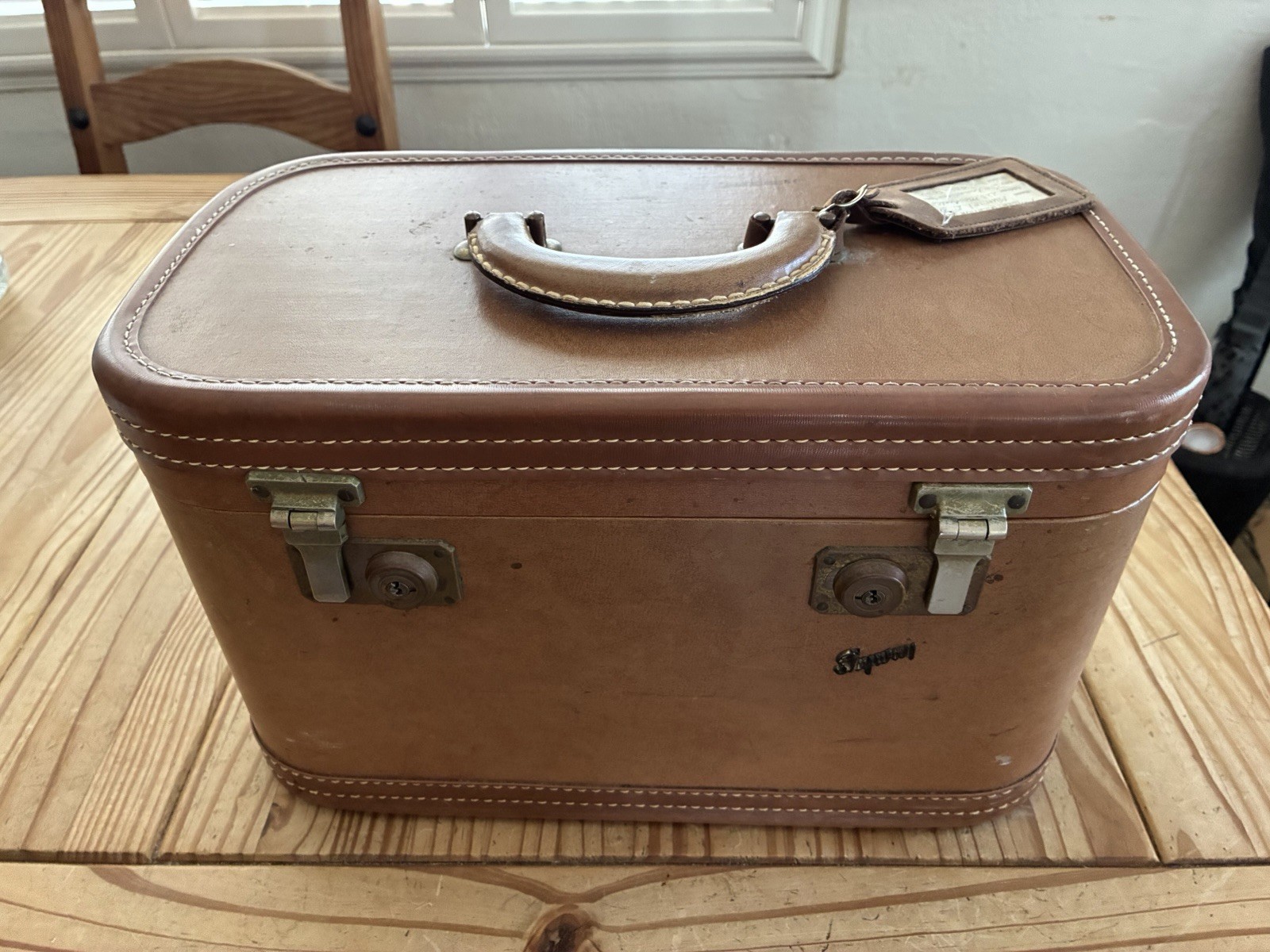 Vintage Skyway Suitcase 50,s Overnight Carry On Hard