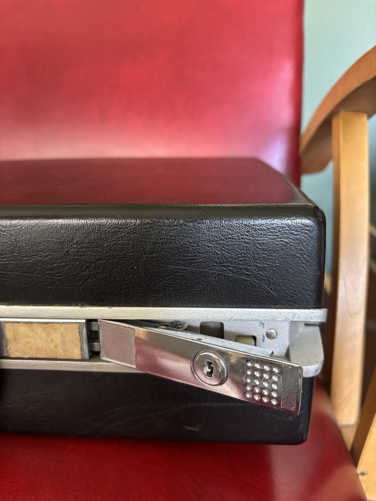 Samsonite Case With KEY Vintage Black Hard Shell Briefcase Lock 18″x12″x5″