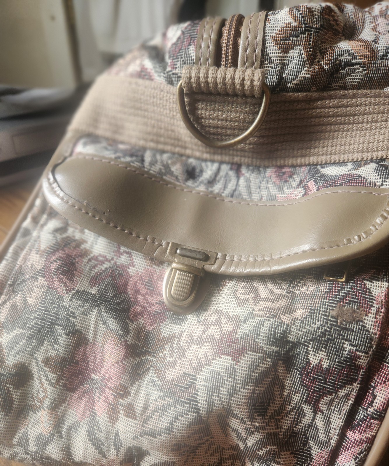 Vintage Jordache Floral Tapestry Travel Tote Carry On 90’s Luggage Duffel Bag