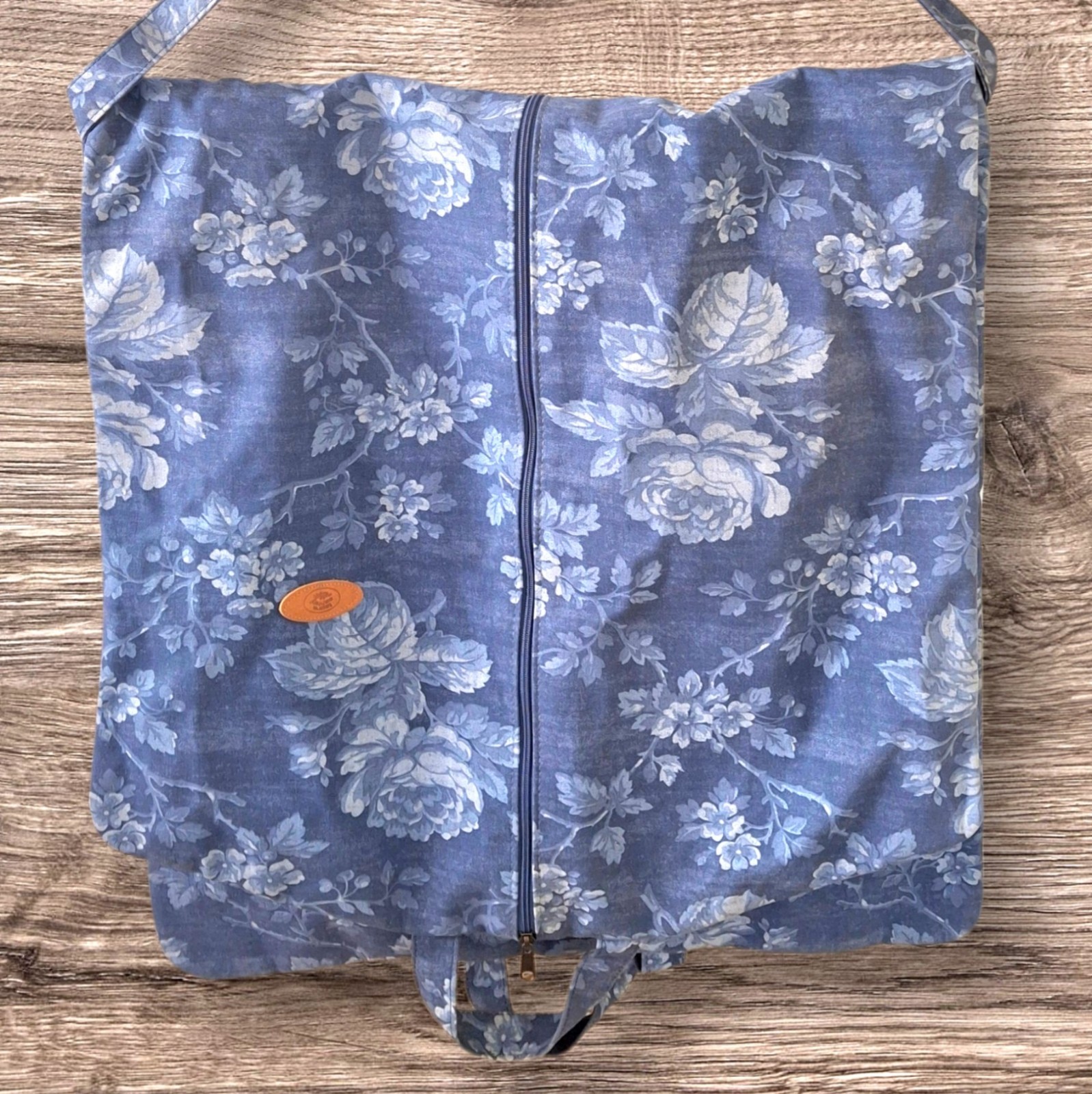 Laura Ashley Blue Floral Garment Travel Bag 50″x 23″in Classic Preppy Cottage