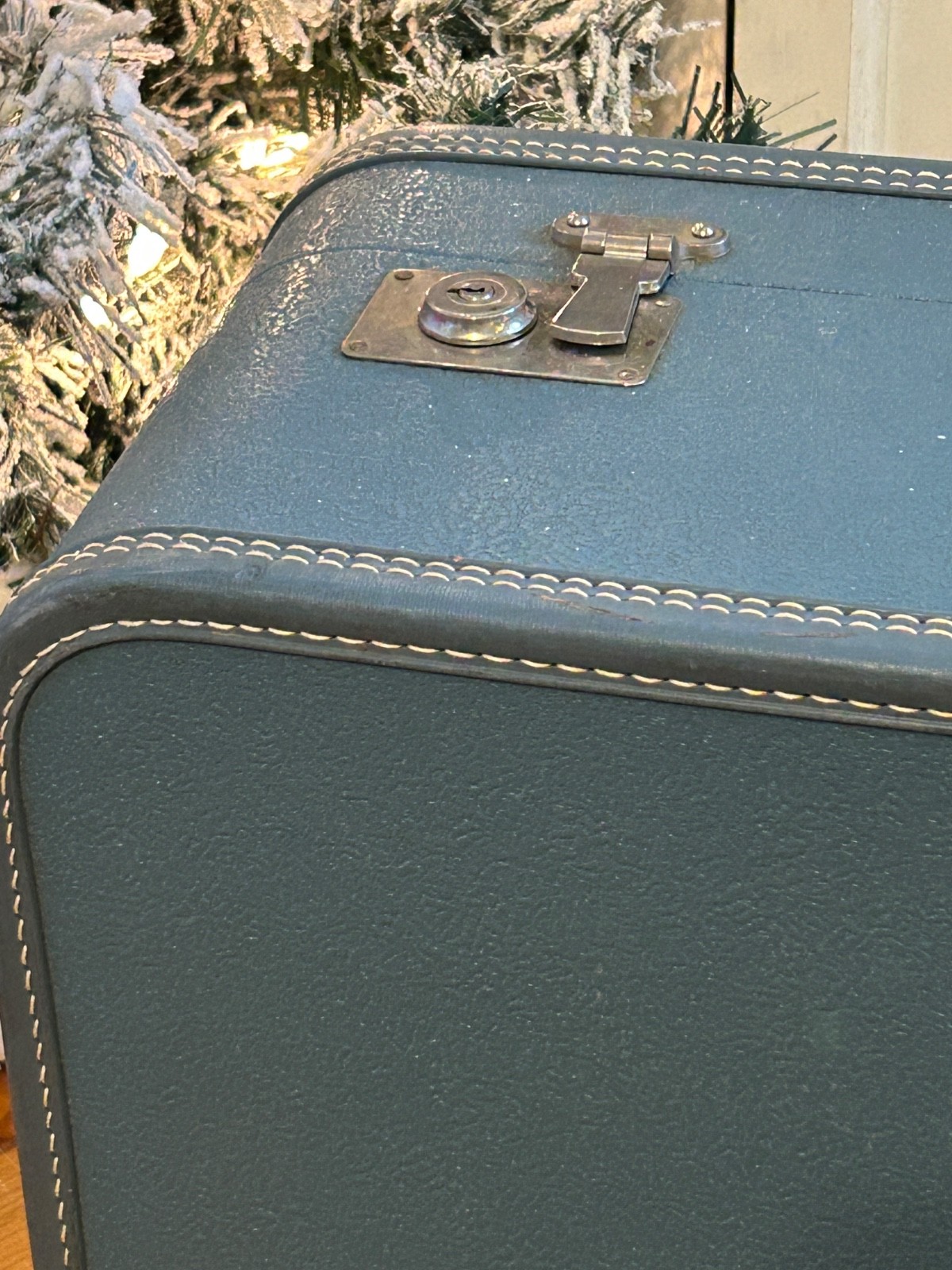 VTG Mendel Cincinati Blue Hardcase Suitcase Luggage With Bag Tag & Keys 27x18x9