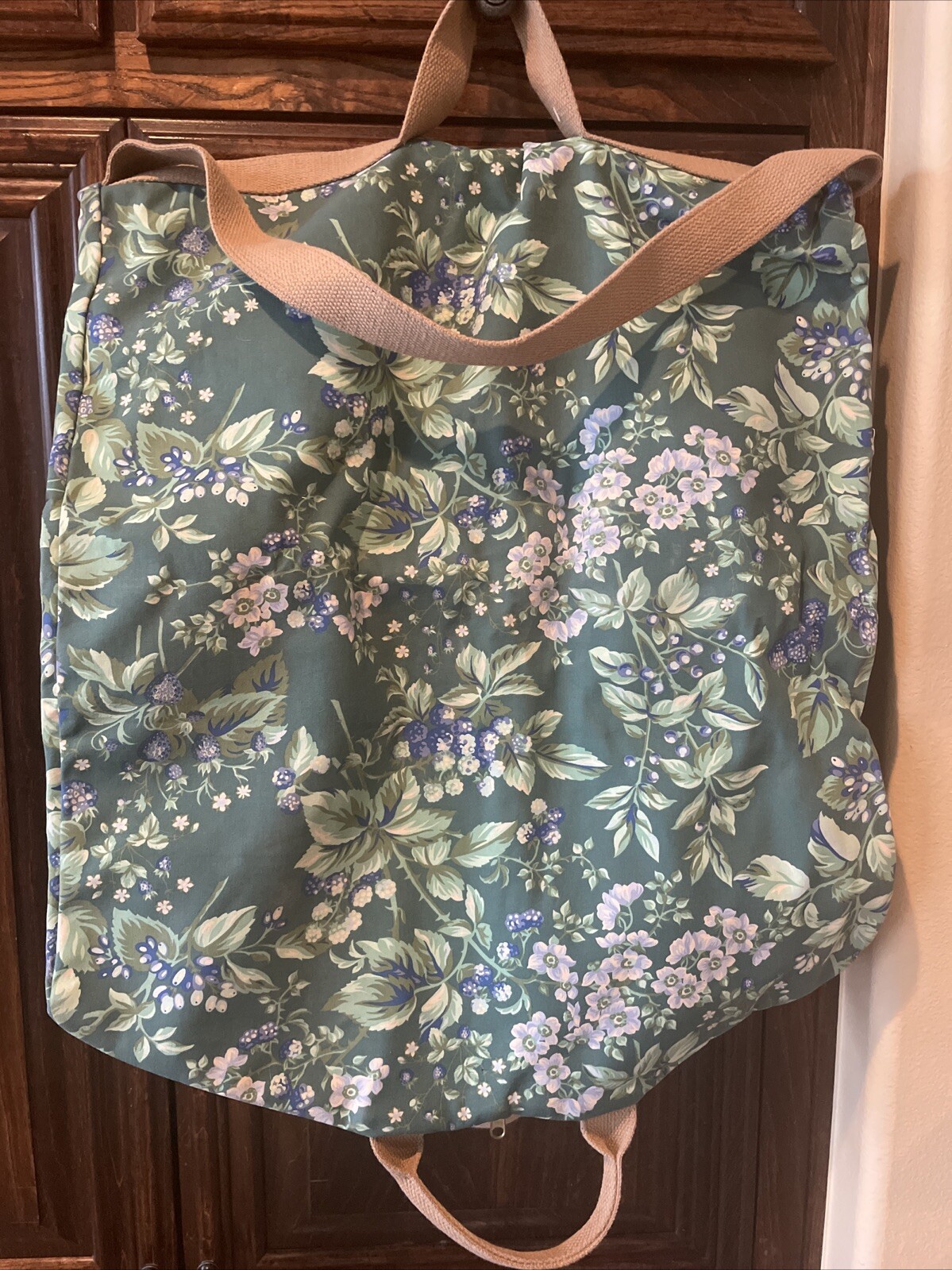 Laura Ashley Bramble Berry Garment Travel Bag 52×22