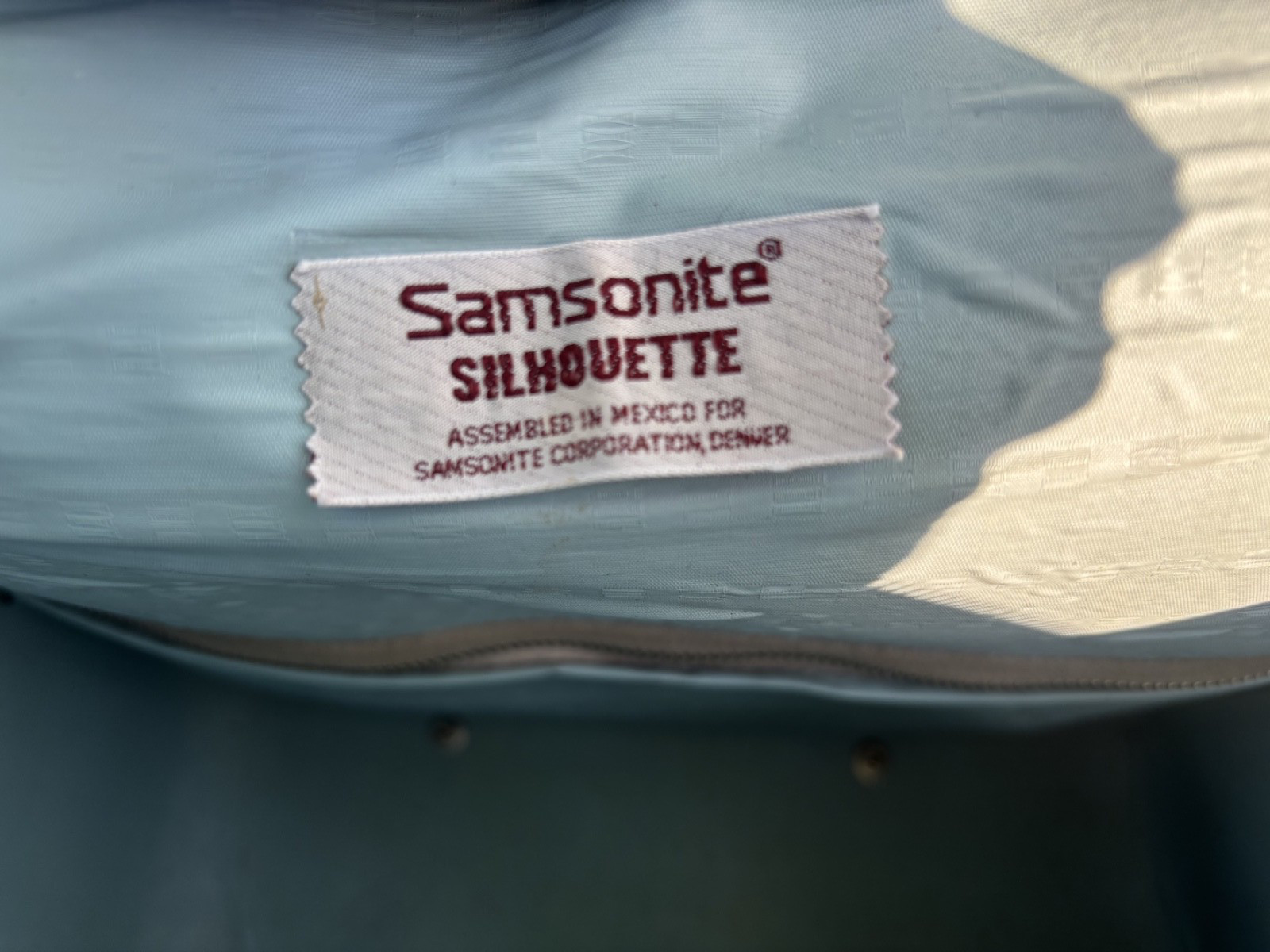 Vintage Samsonite Silhouette Turquoise Teal Blue Vinyl Travel Bag Carry On GREAT