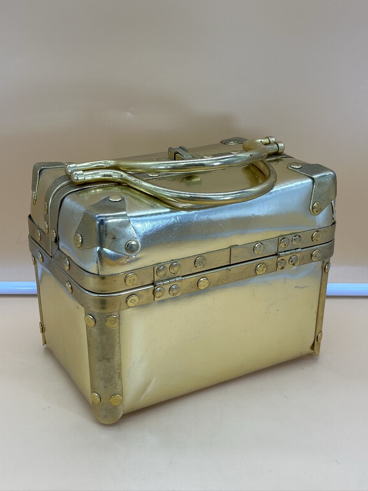 1950s 60s Gold Tone Metal Train Case Purse Trunk. Vintage. Cosmetic Case. Italia