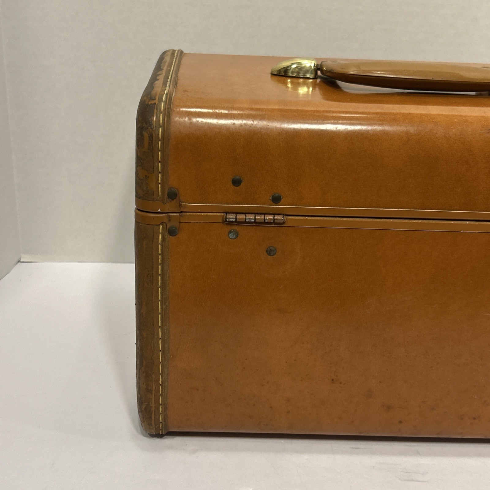 VTG Samsonite Shwayder Bros Luggage Train Case Brown Style 4612 Hard Case NO KEY