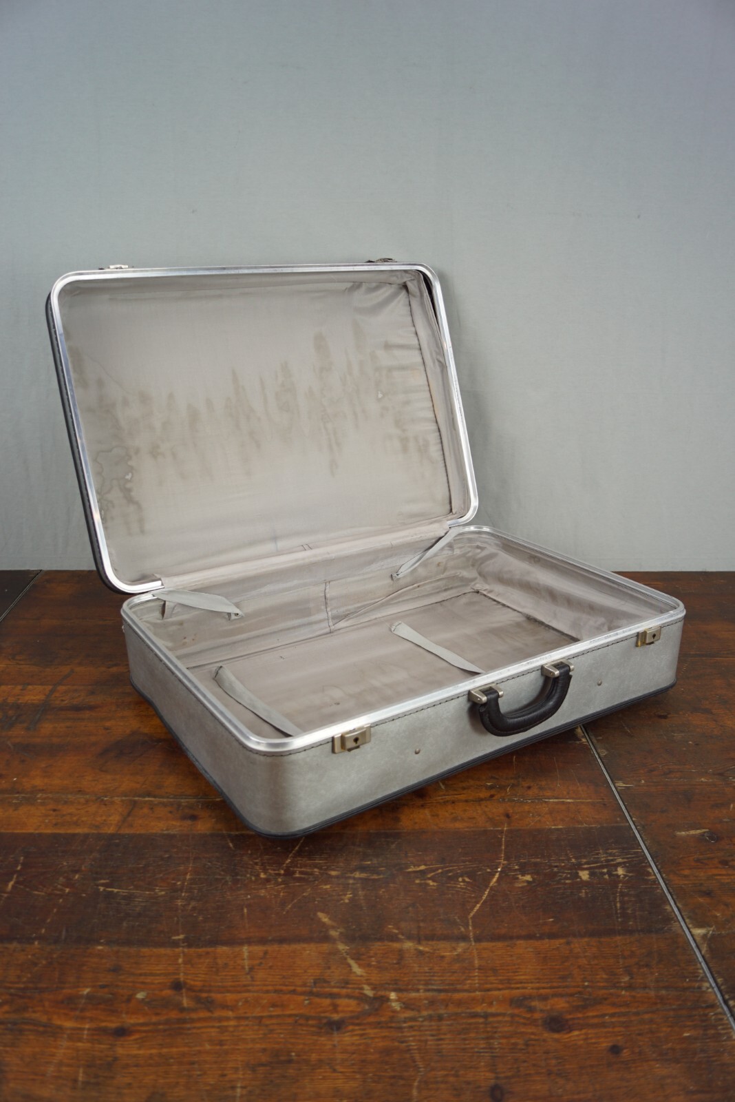 Vintage Suitcase Travel 60s Retro Silver Weekender Mid Century 70s