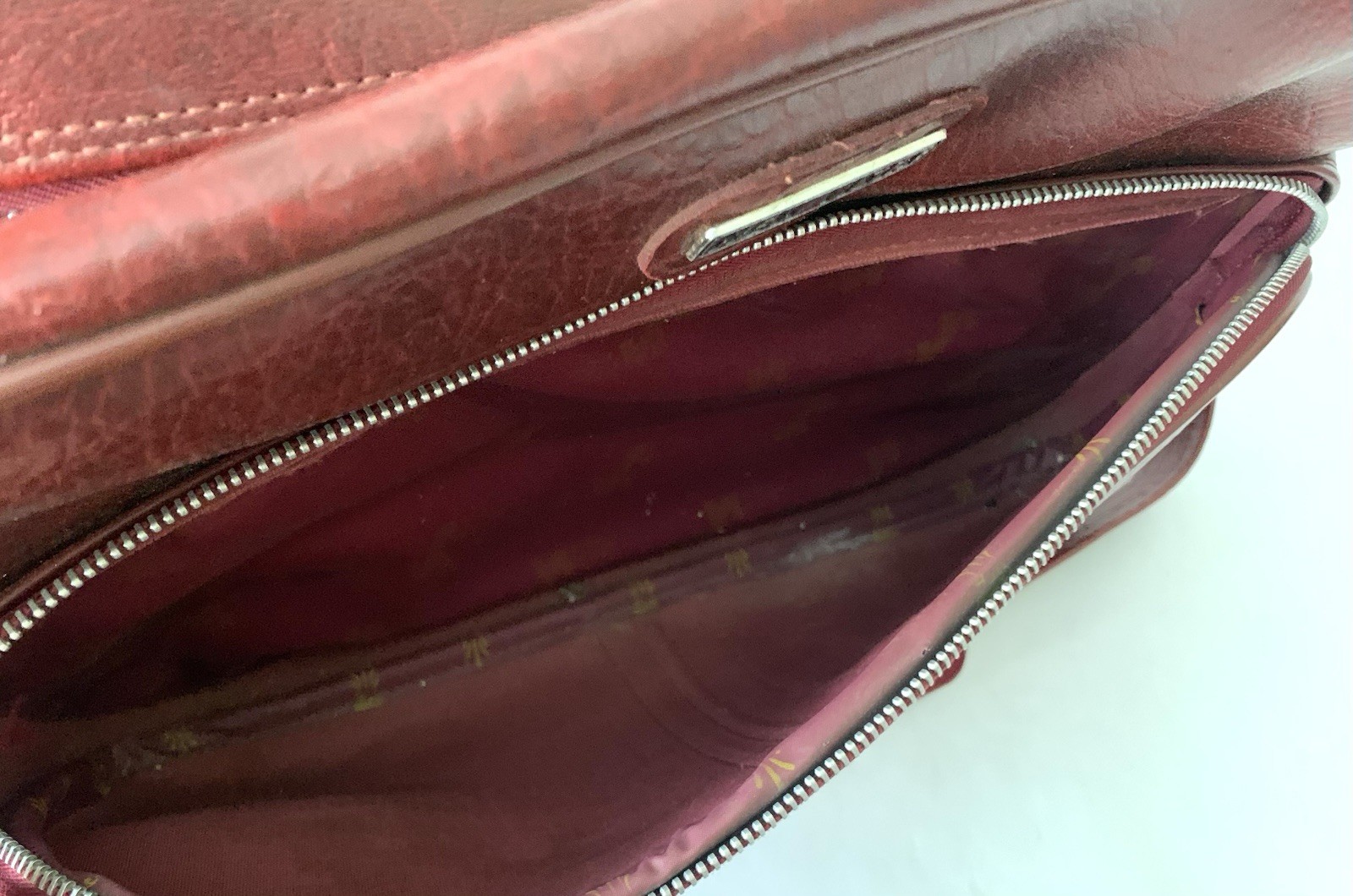 Vintage New Vista Luggage Carry On Shoulder Laptop Traveler Bag Faux Leather