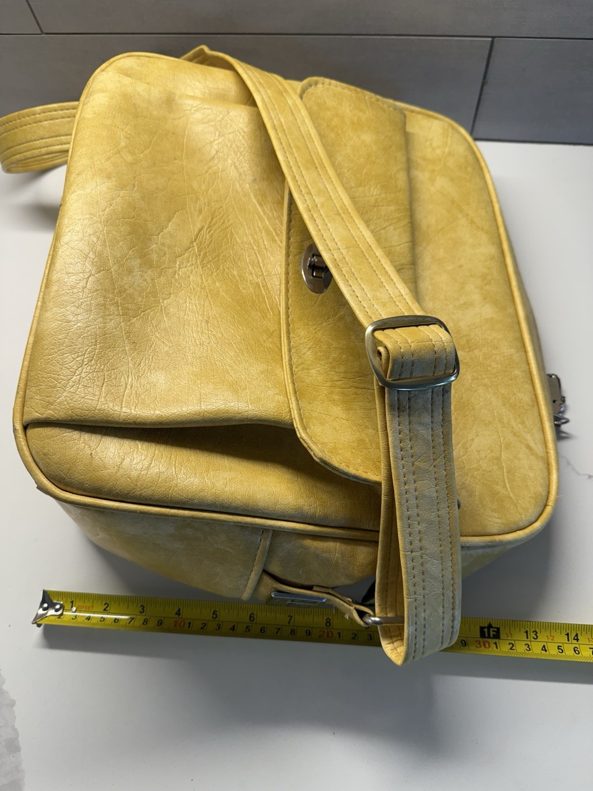 Samsonite 1970s Vintage Silhouette Carry-On Bag Mustard Yellow Vinyl Travel Bag