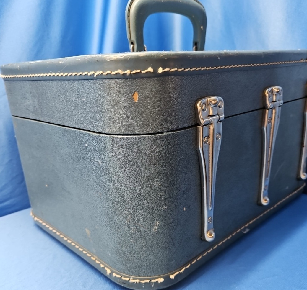 Vintage Monarch Luggage Blue Train Case Cosmetic Travel Bag Mid-Century MCM