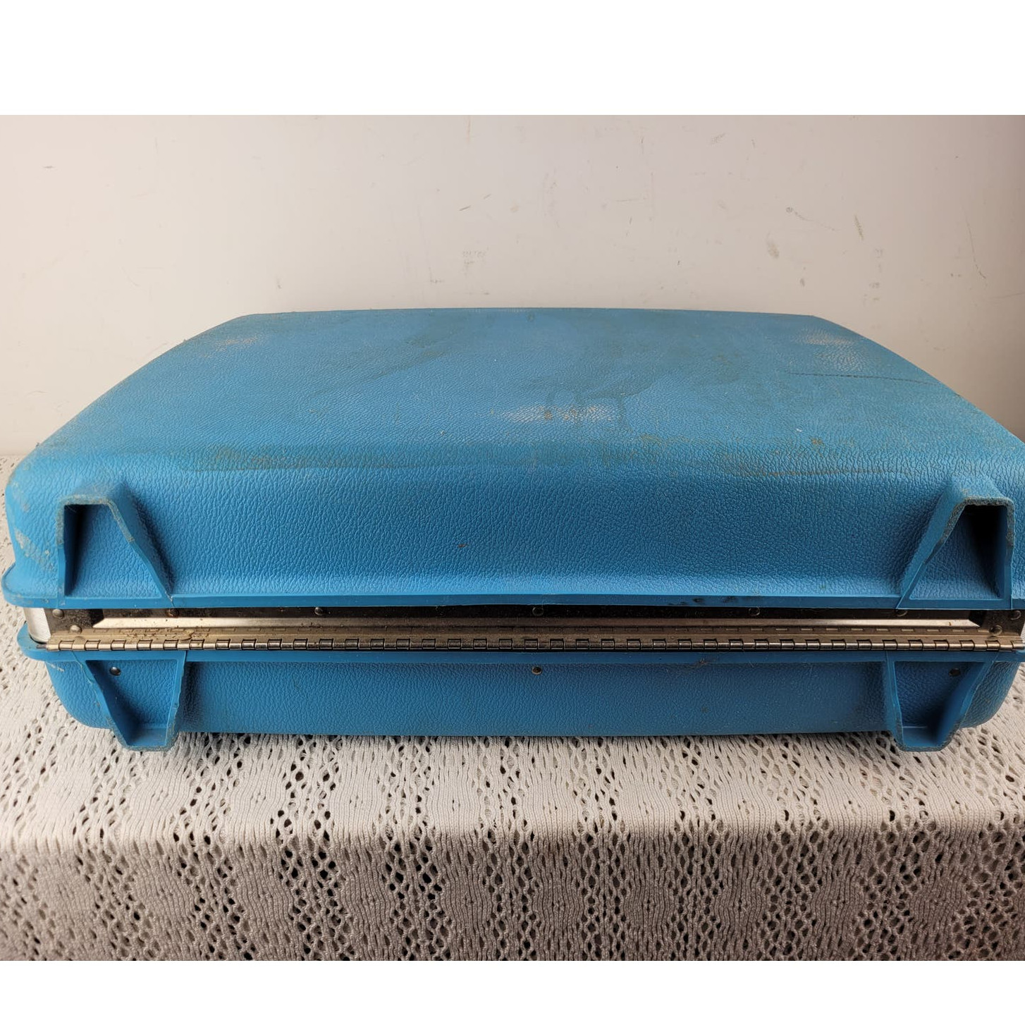 Vintage Hard Shell Samsonite Royal Traveller Montbello Luggage Suitcase Blue