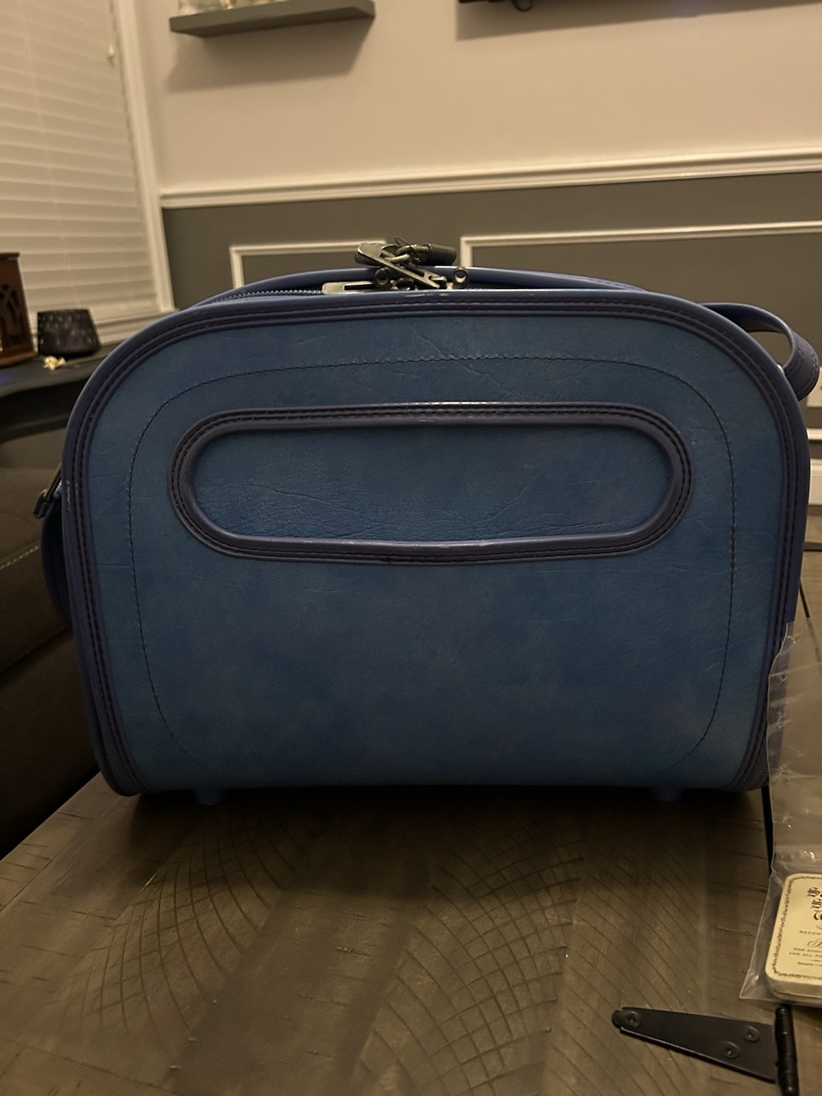 Samsonite Silhouette Travel Bureau Shoulder Bag – Blue 16×12 x 6 inches