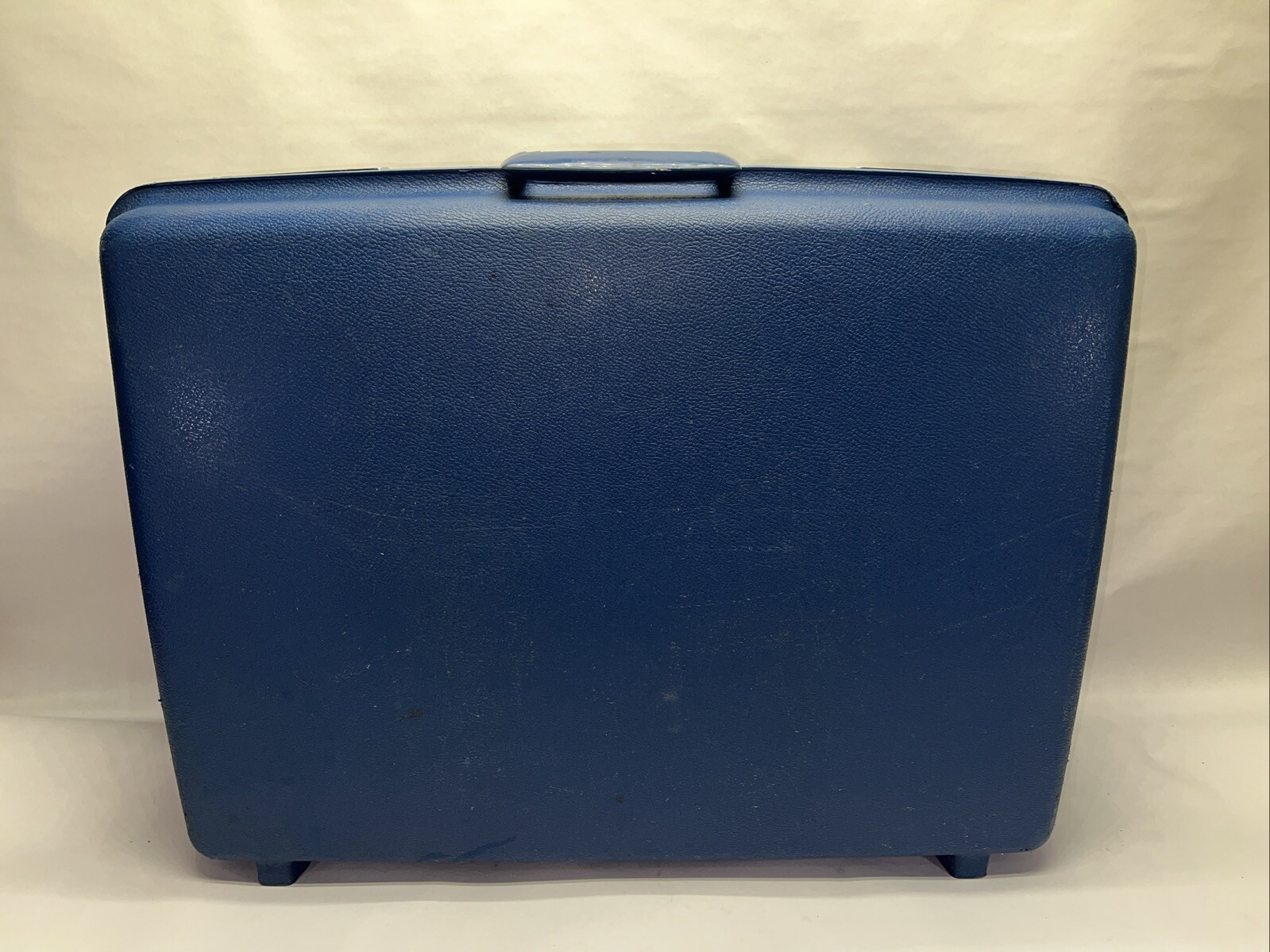 MCM Vintage Royal Traveller Montobello Blue Hard Shell Suitcase Luggage