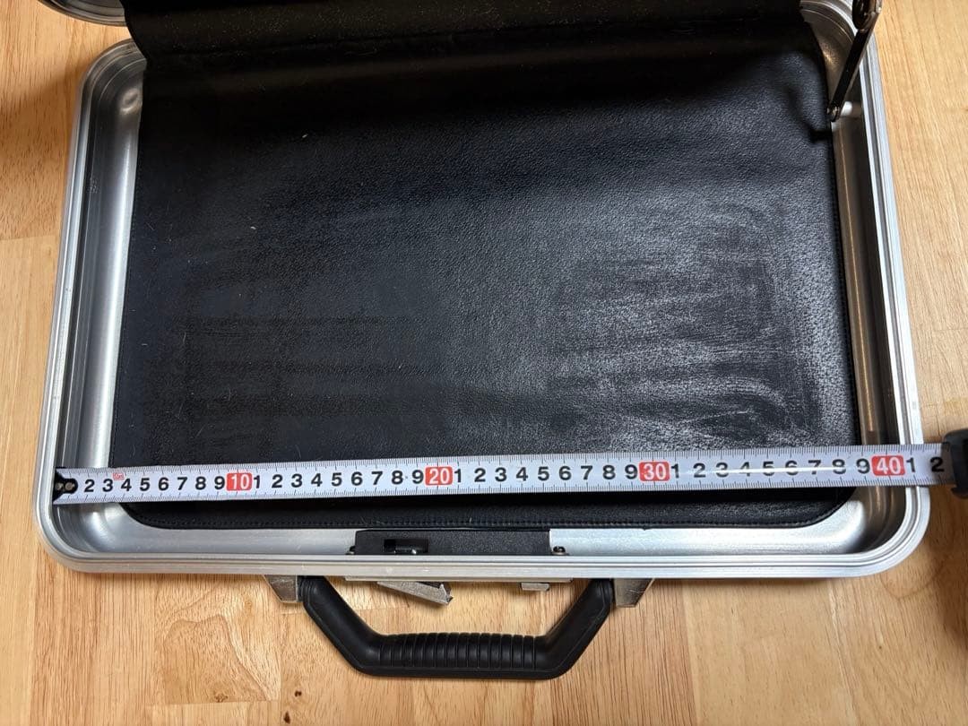Zero Halliburton x Cadillac Rare Collaboration Aluminum Attache Case USA Yanase