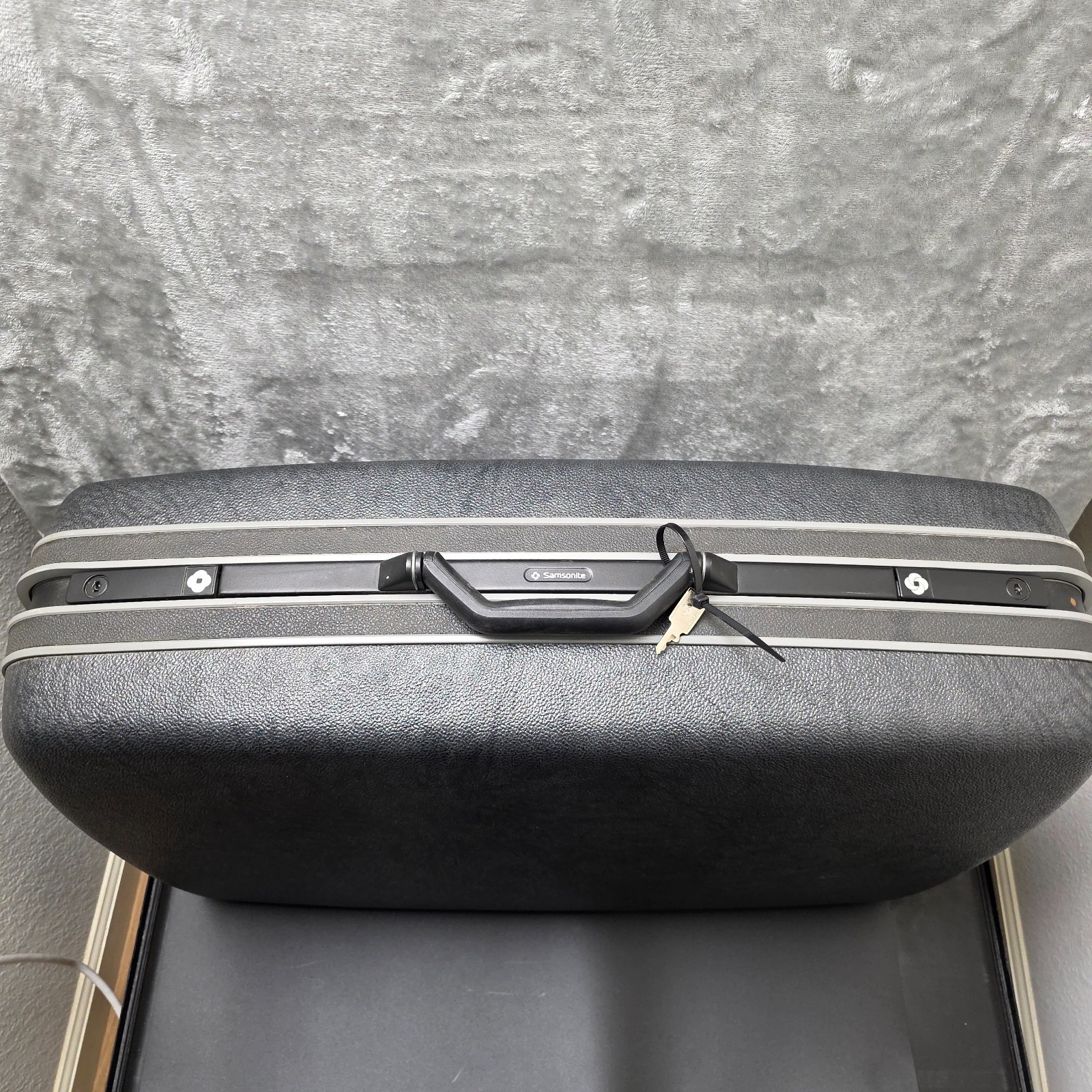 Vintage Samsonite Series 3600 Gray Black Hard Shell Suitcase Luggage – 28x20x9