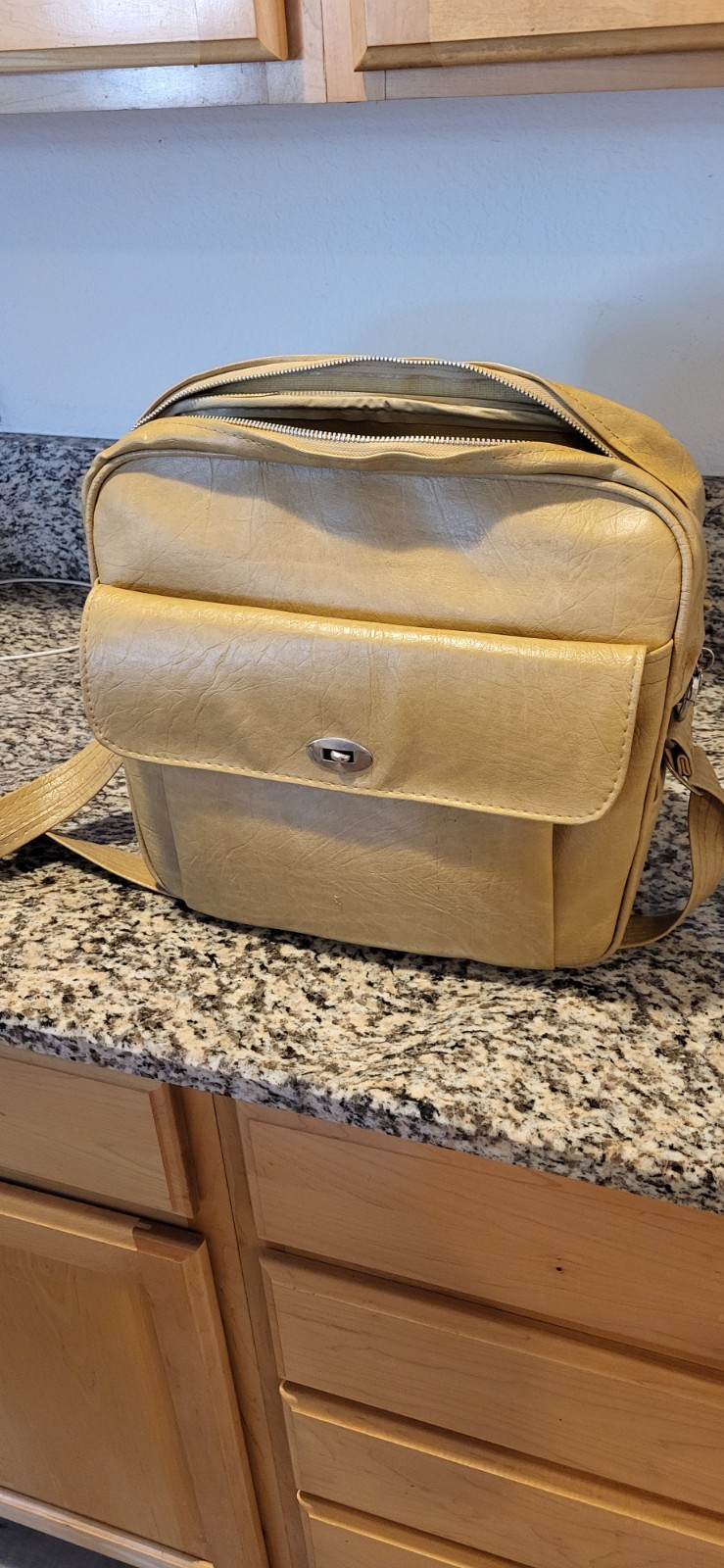 ​Samsonite Contour Shoulder Bag Vintage Tan Vinyl Carry-On Travel Case