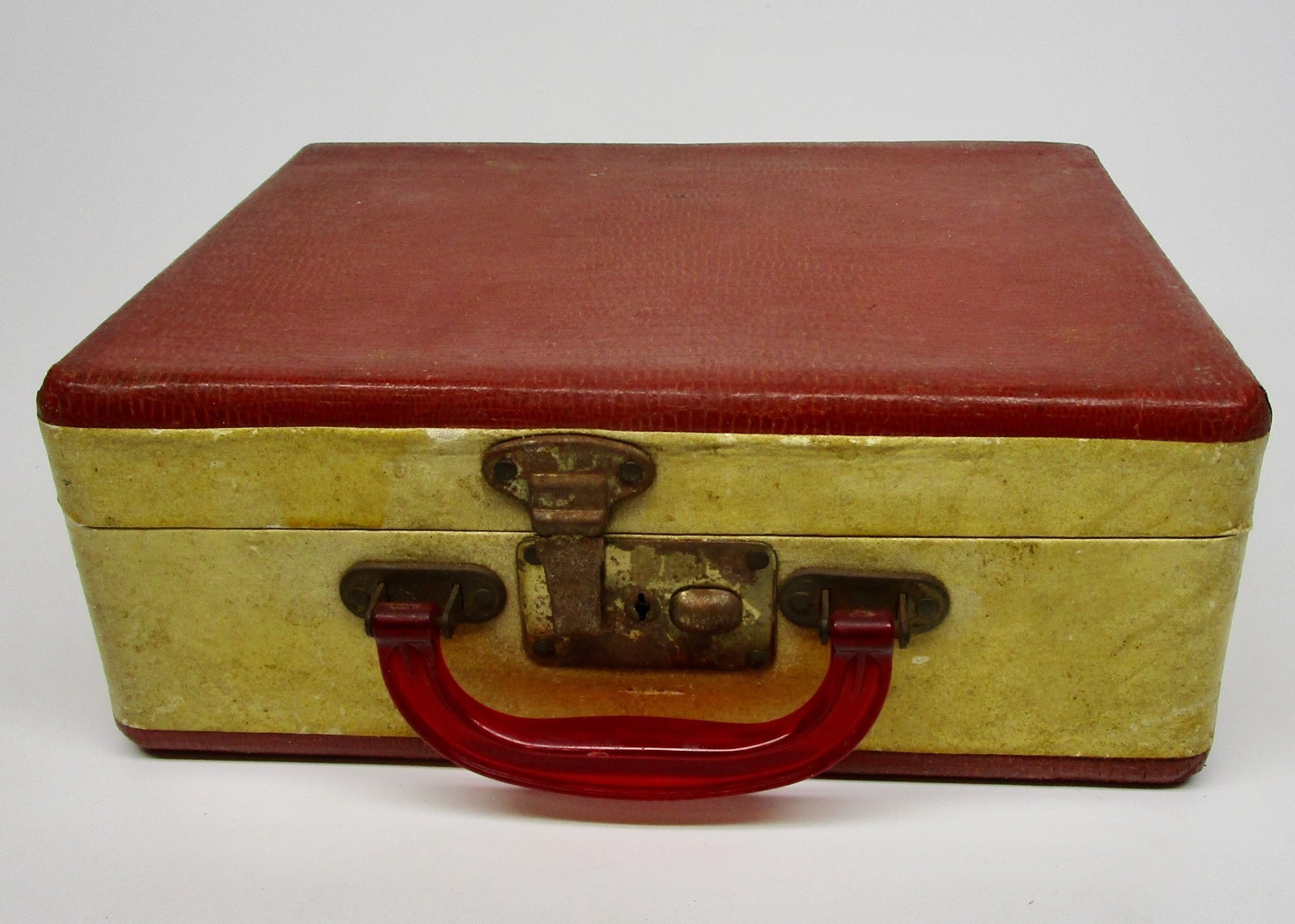 Vintage suitcase cosmetic train case yellow red handle mirror 40s 50s 9″ x 12″