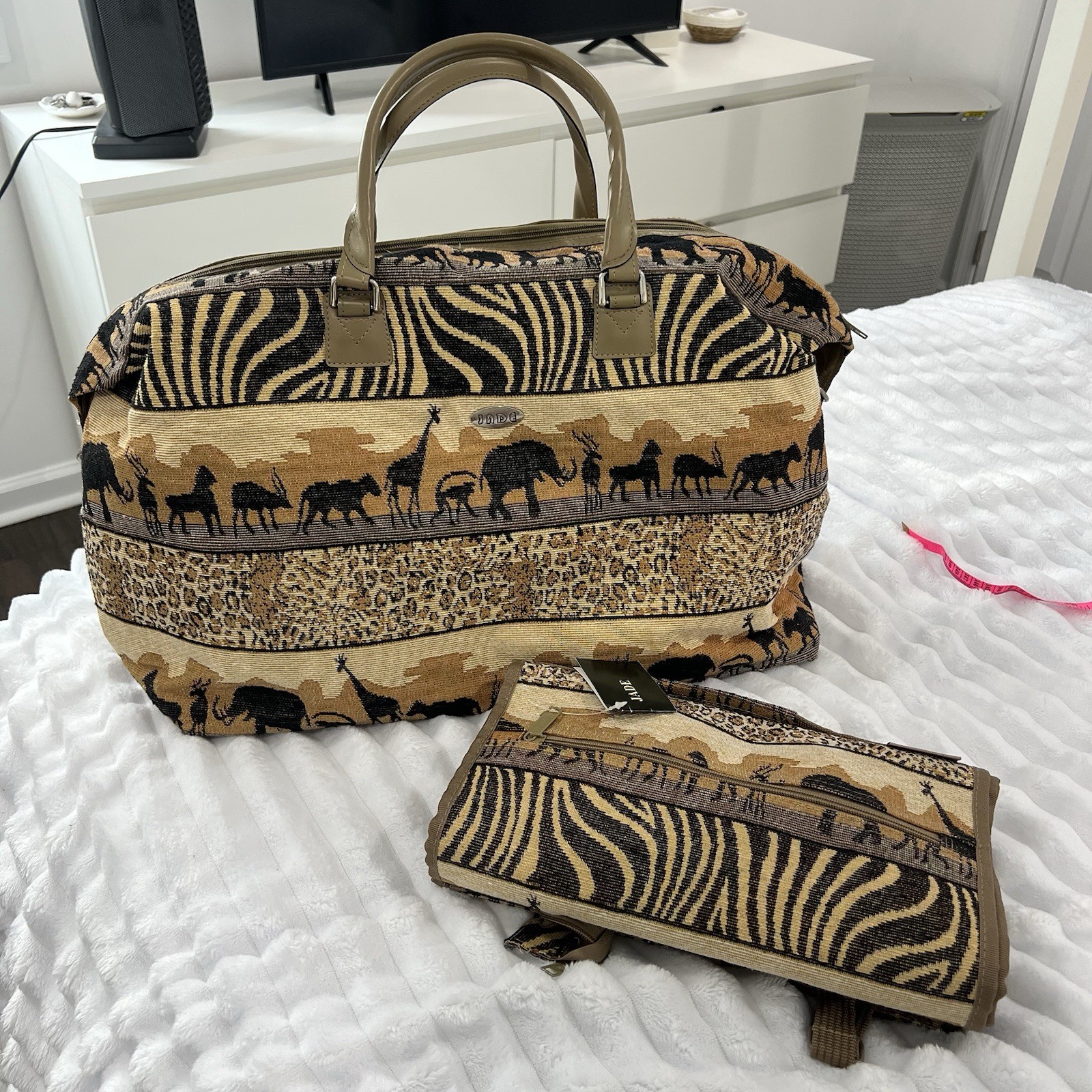 Vintage Jade Safari Print Tapestry Luggage Travel Bag Set Set Of 2 With Wheels