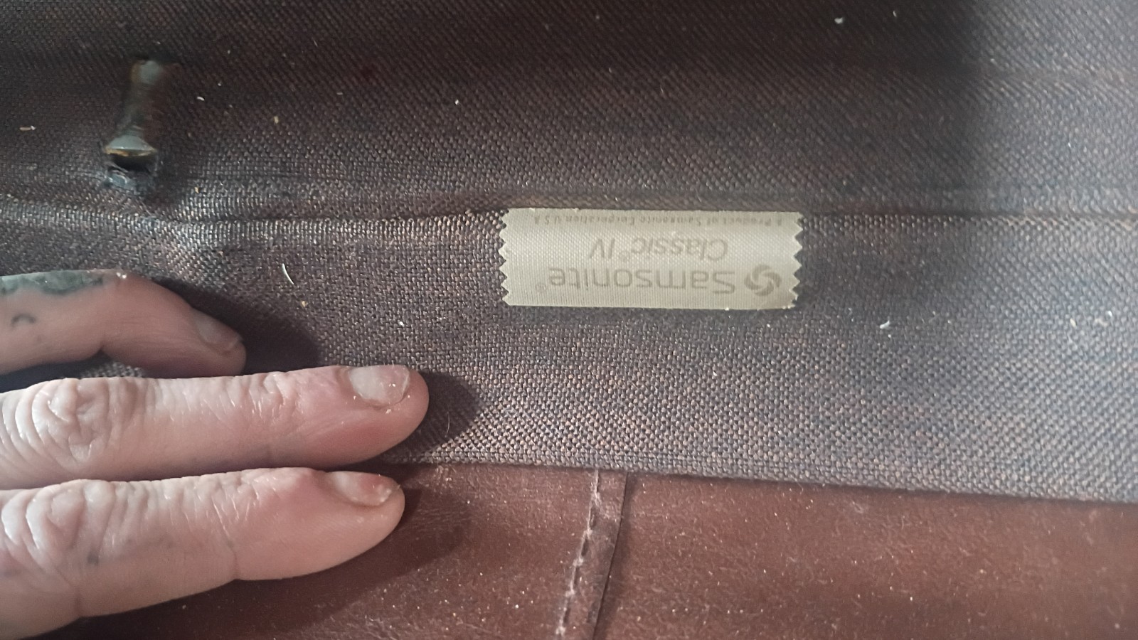 Samsonite Classic IV Vintage Brown Hard Shell Vinyl Suitcase Locking