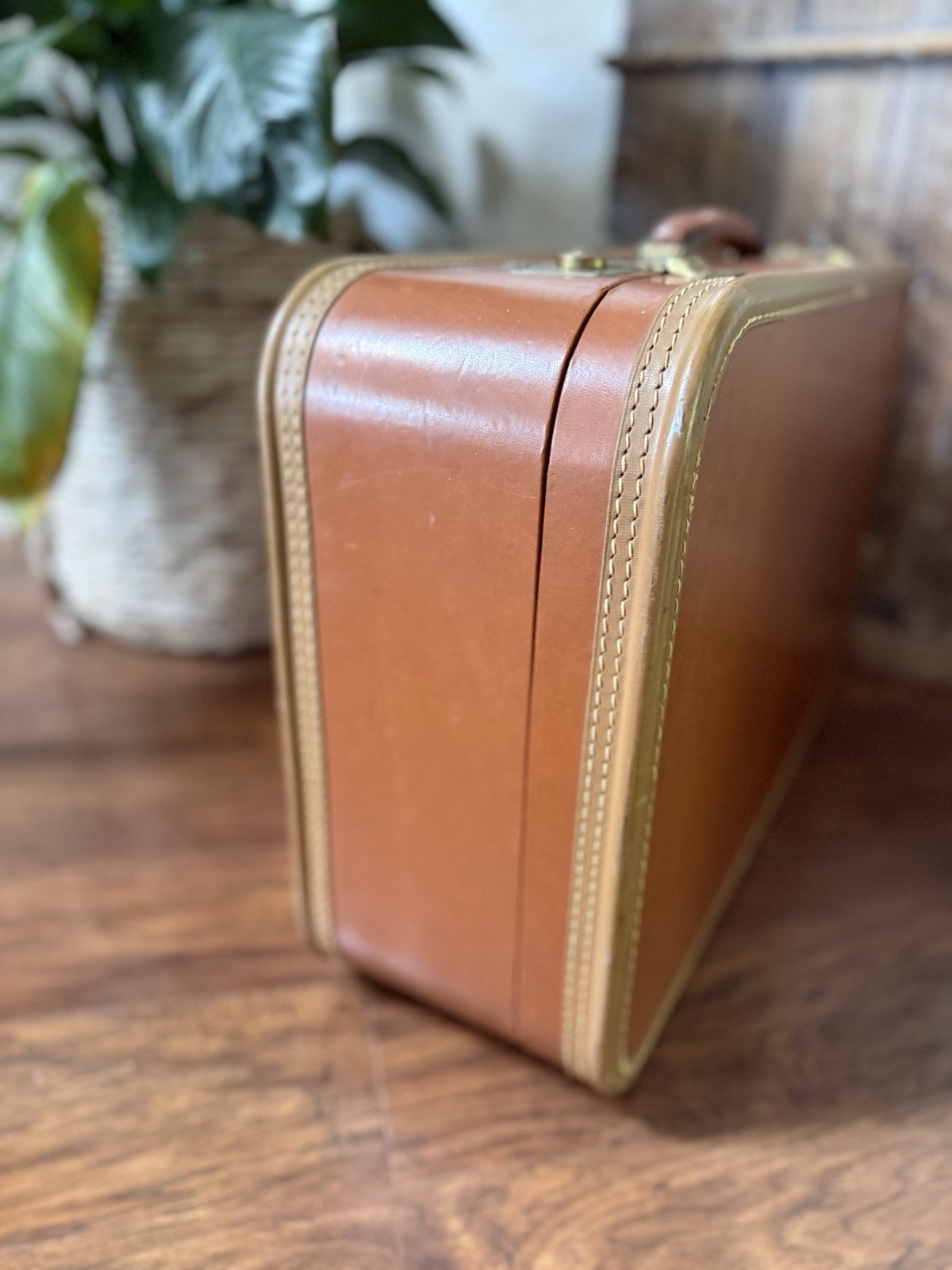 Vintage Brown “Travel Joy” Train/Overnight Suitcase 1950s-60s Made In USA