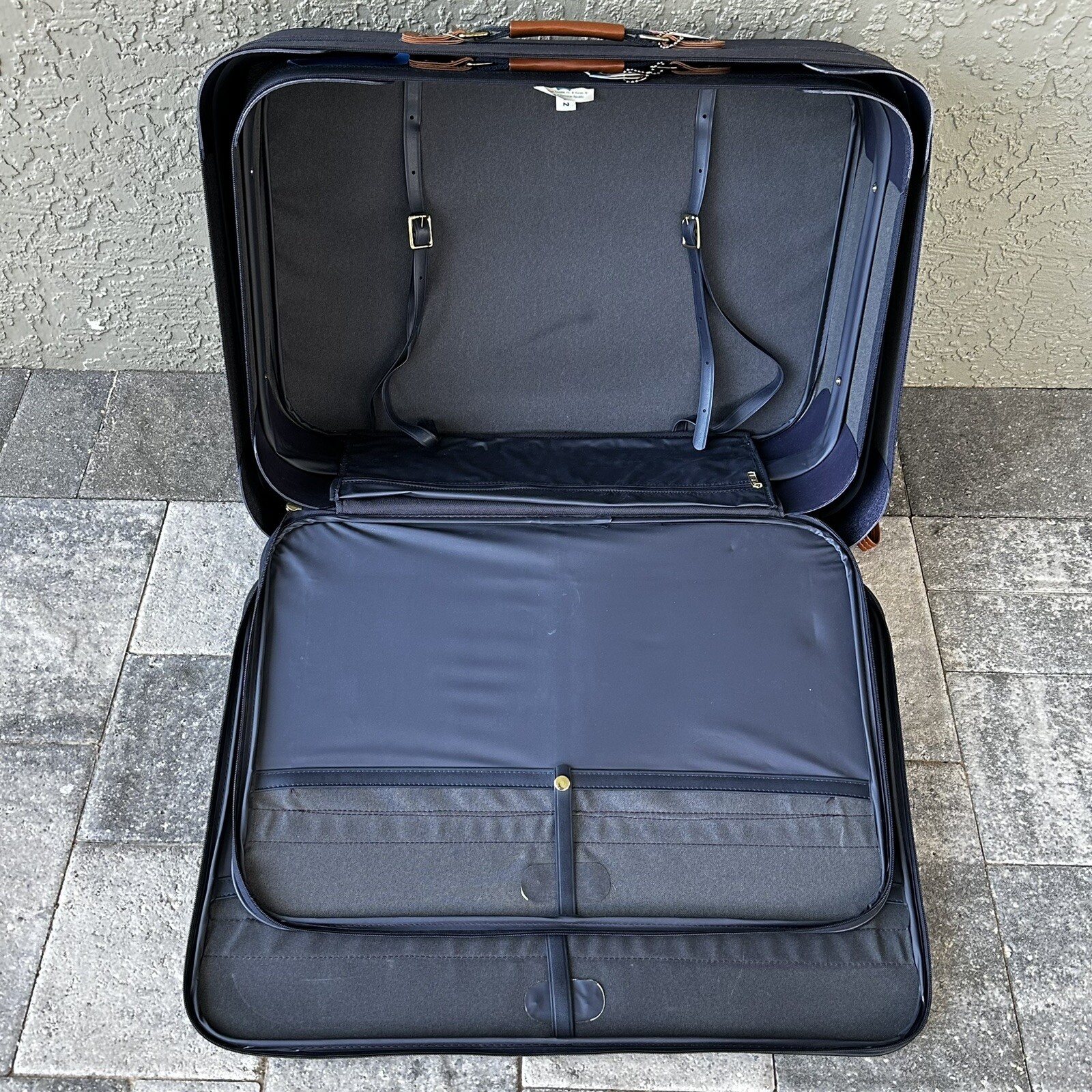 American Tourister 2 Piece Luggage Set Blue/Brown/Gold W/Wheels/Leashes New