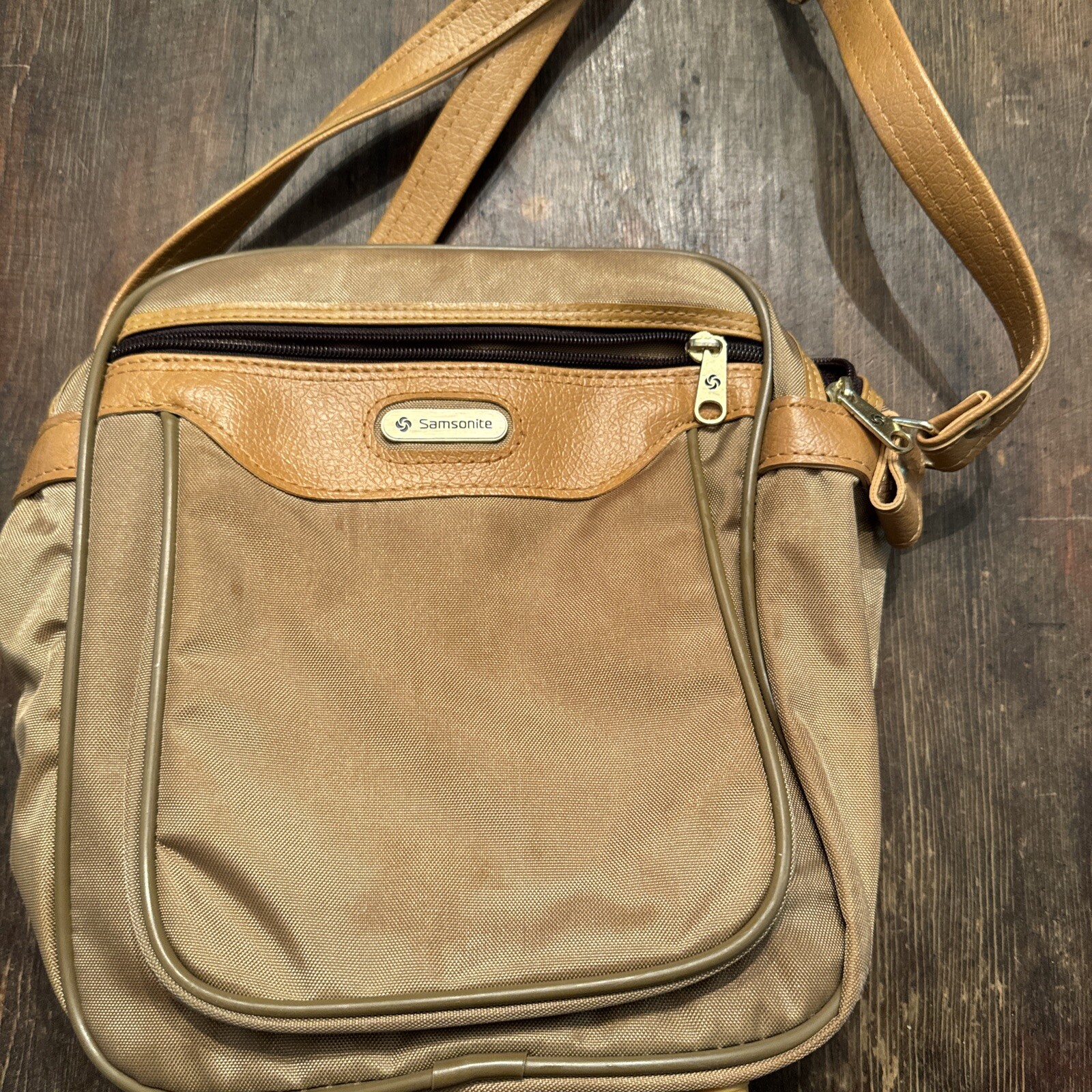 Vintage Samsonite Special Edition Cross Body Carry On Bag Purse Safari Tan