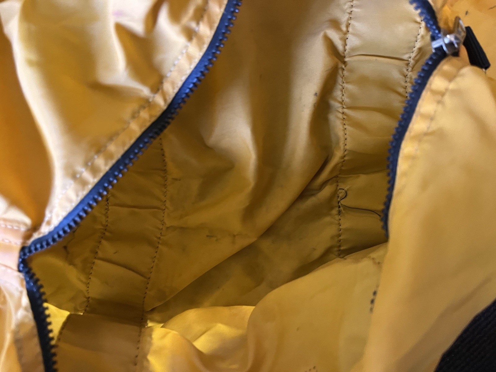 Vintage Academy Broadway Yellow / Gold Duffel Bag Gym 80’s RARE COLOR – 639