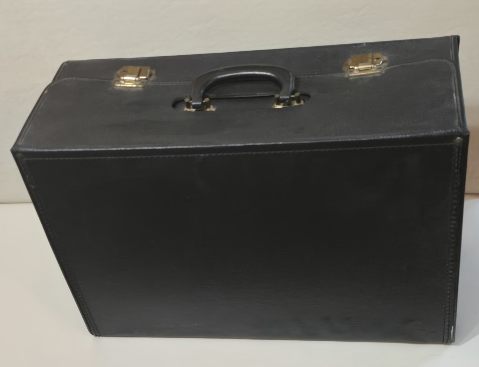 Vintage Chicago Case Craft LTD Airline Pilot/Lawyer 90’s Carry Case 20″x13″x9″