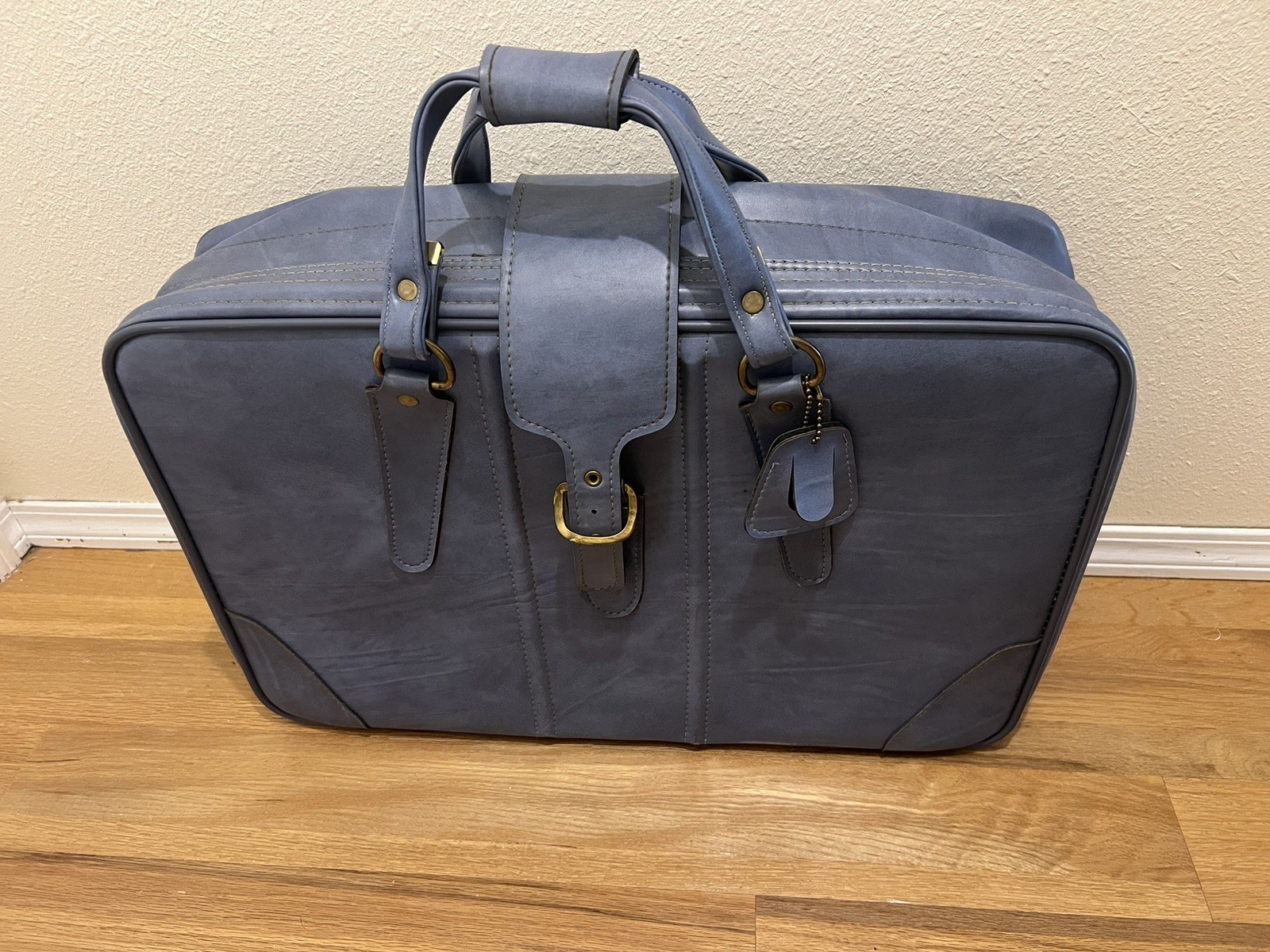 1960s Mid Century Baby Blue Soft Soft Side Suitcase. 25x16x7