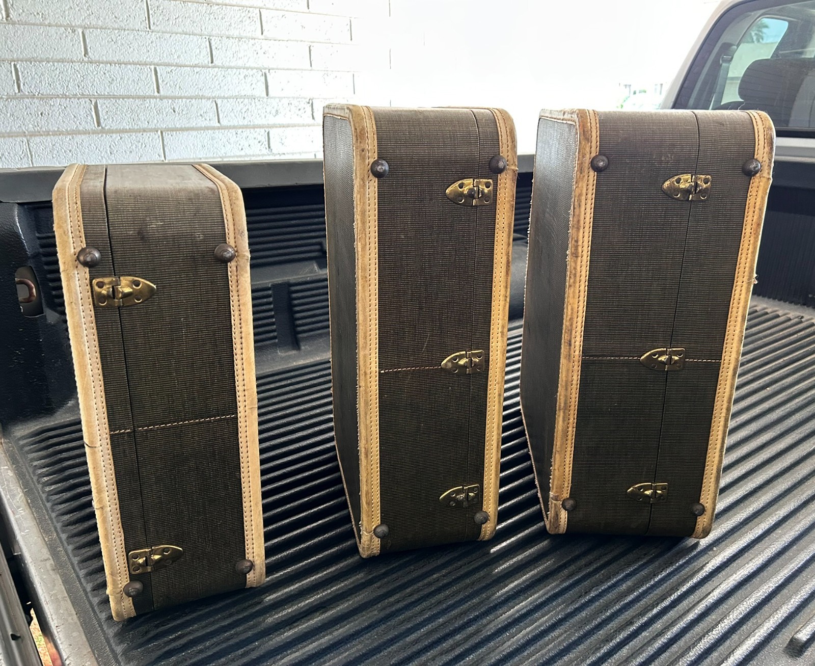 Vintage Travel De Luxe Spelrein Luggage 3 Piece Suitcase Set LOCAL PICK-UP ONLY