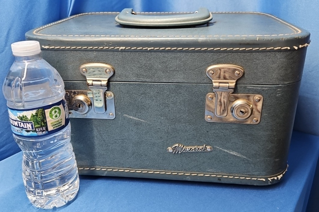 Vintage Monarch Luggage Blue Train Case Cosmetic Travel Bag Mid-Century MCM