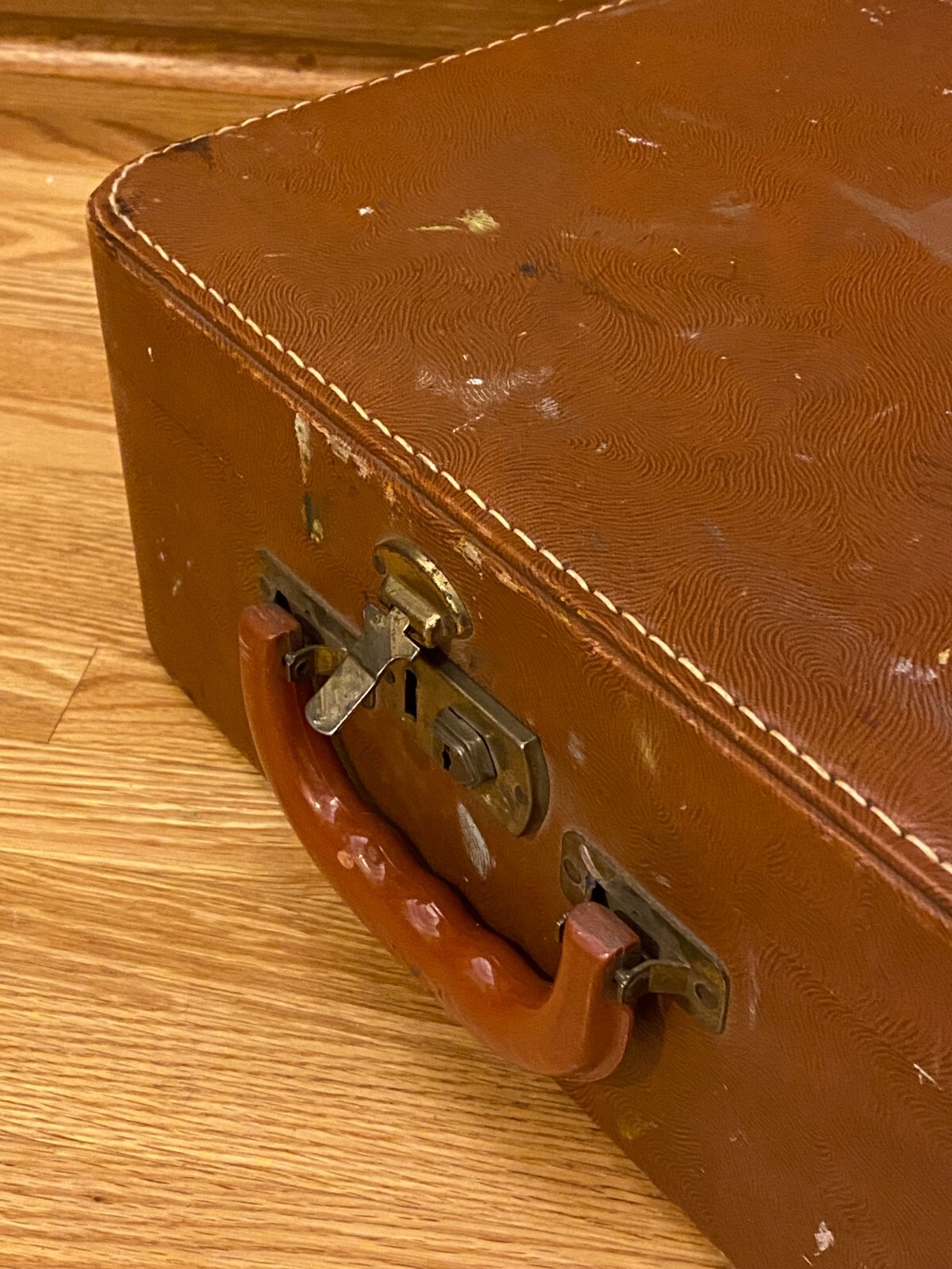 Vintage Congress Luggage Corporation Suitcase 13-1/2″ x 10″ x 5-1/2″ with Mirror