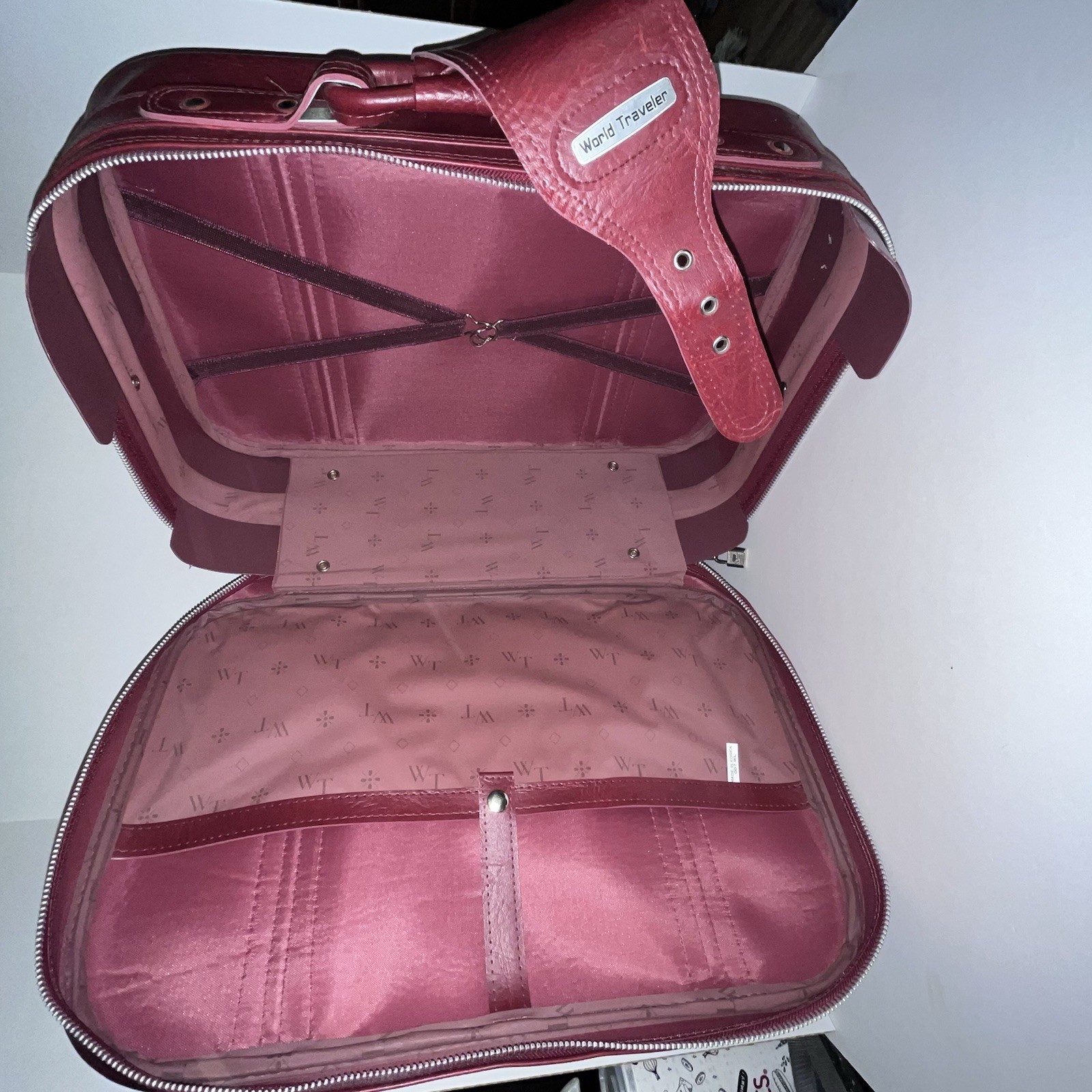Vintage Classic World Traveler Red Burgundy Carry On Suitcase Luggage