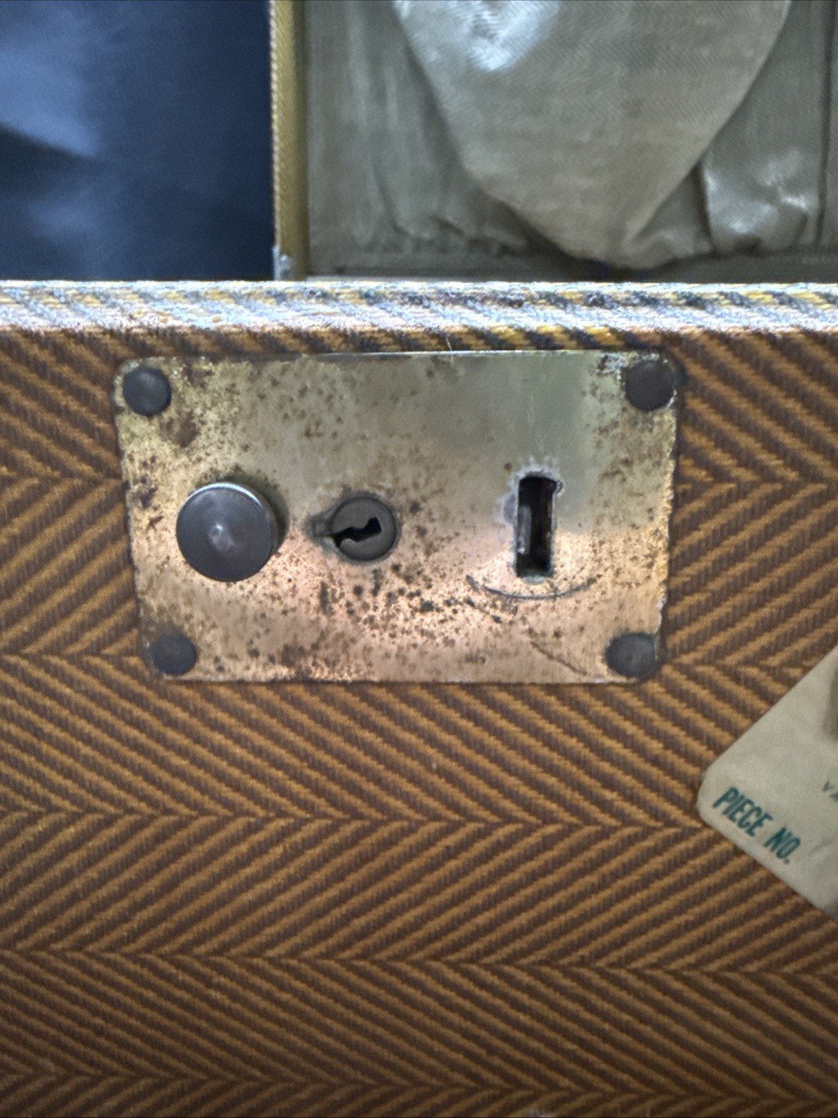 Brown/Yellow Tweed & Light Leather 40-50s Atlas Suitcase Luggage 29x16x9”