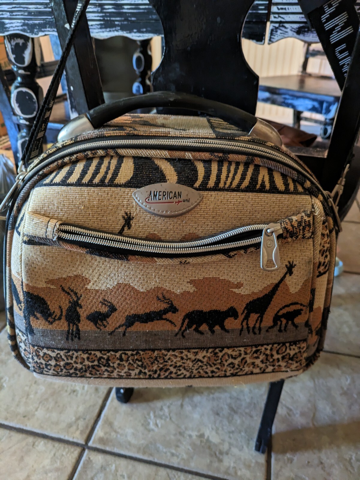 Vintage Travel Bag ~ American Uni