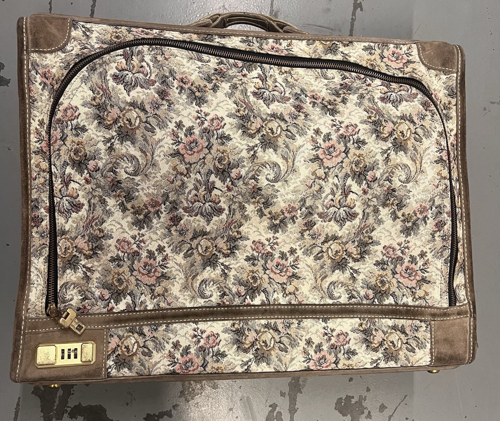 Vintage French Luggage Co Gray Floral Rose Tapestry & Suede Leather 23″ Suitcase