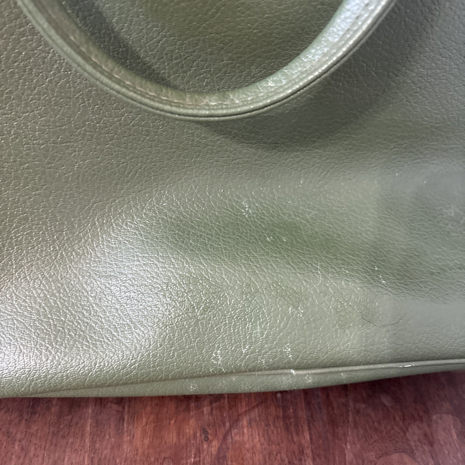 Vintage 70s Avocado Green Overnight Bag Travel Carry On No Key Made In Korea